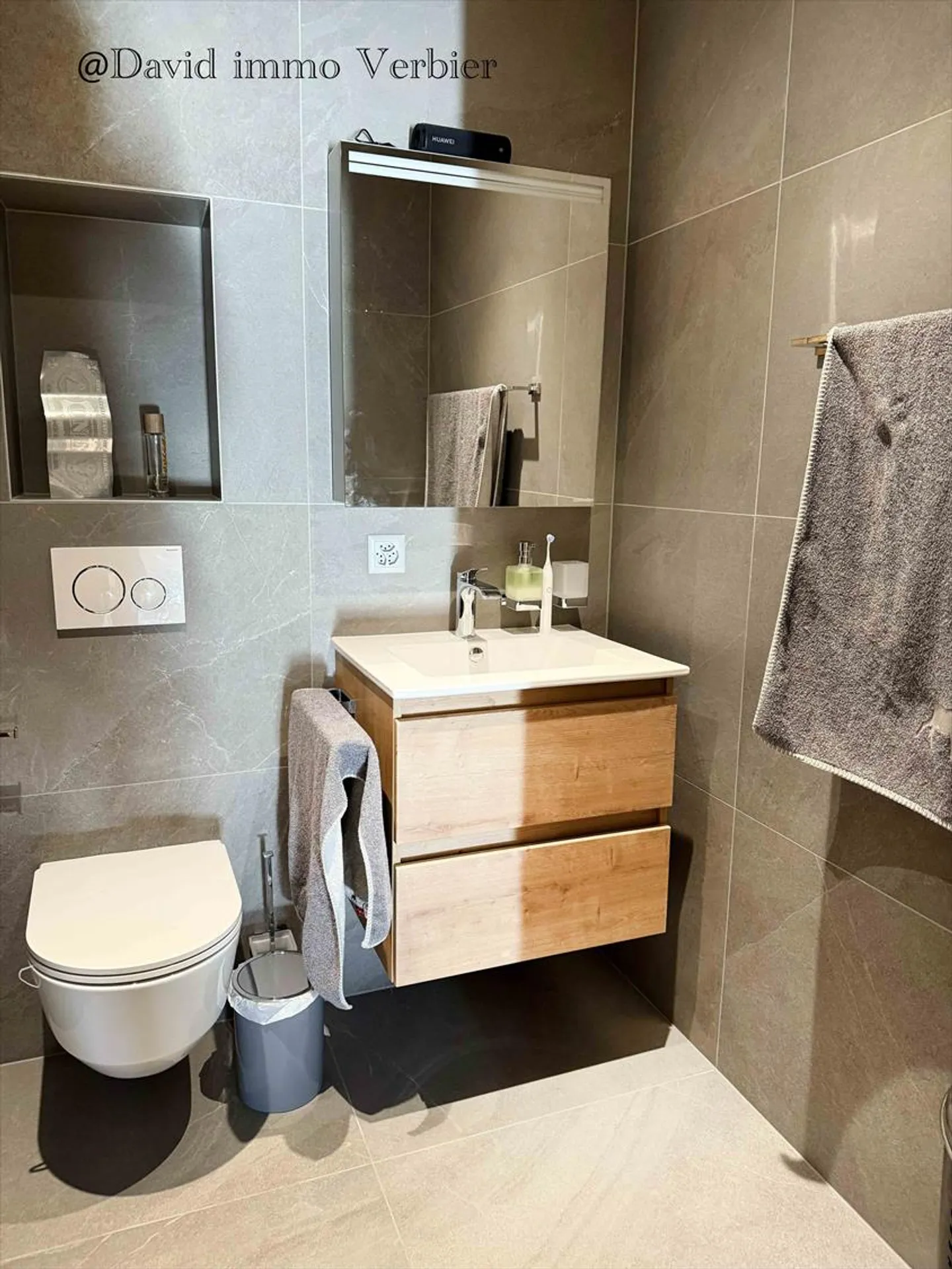 Appartamento con terrazza 7,5 stanze - Foto 15 di 20
