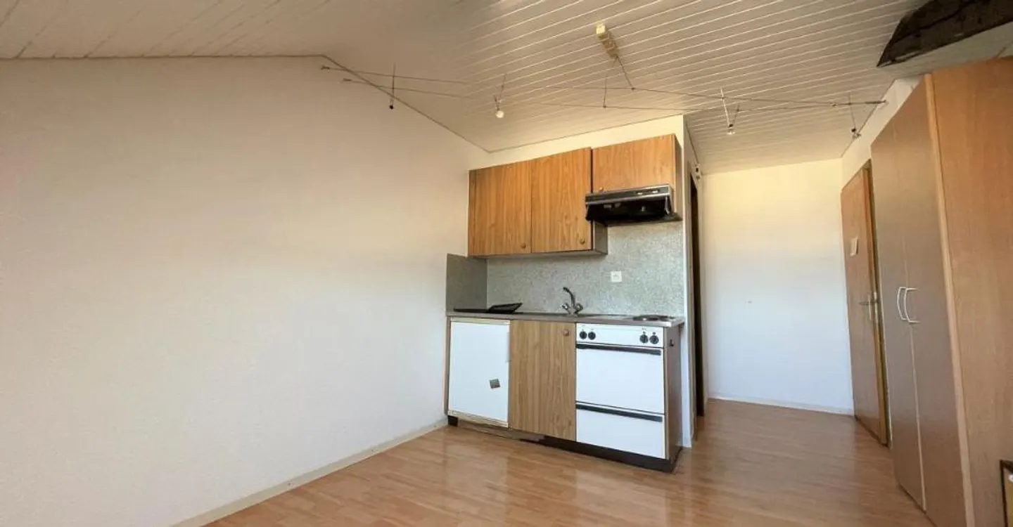 Studio im Herzen der Altstadt von Delémont - Foto 2 von 3