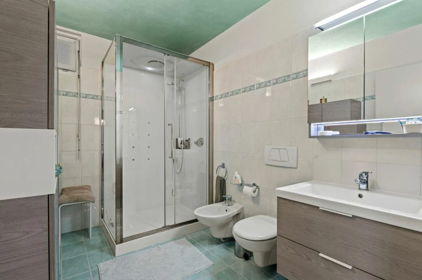 Exklusives Haus mit Seeblick - Foto 17 von 17
