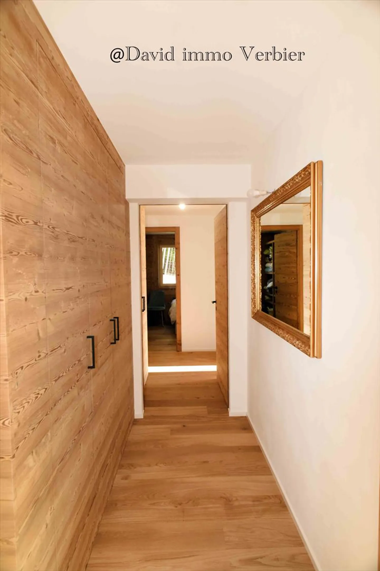 Appartamento con terrazza 7,5 stanze - Foto 18 di 20