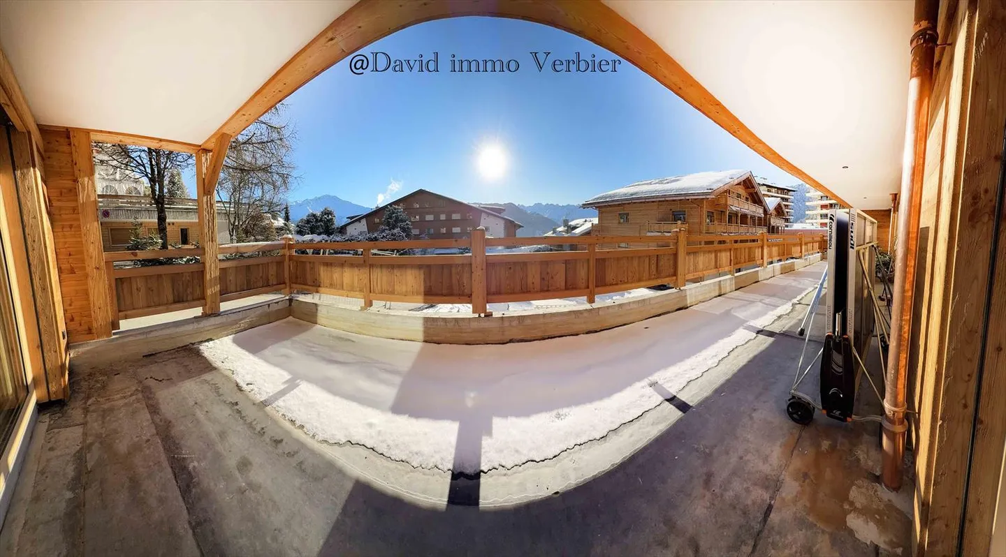 Appartamento con terrazza 7,5 stanze - Foto 20 di 20