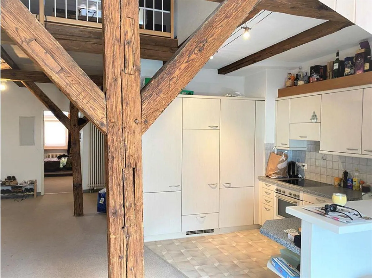 Maisonette apartment in a historic building in Stein am Rhein - Photo 2 of 16