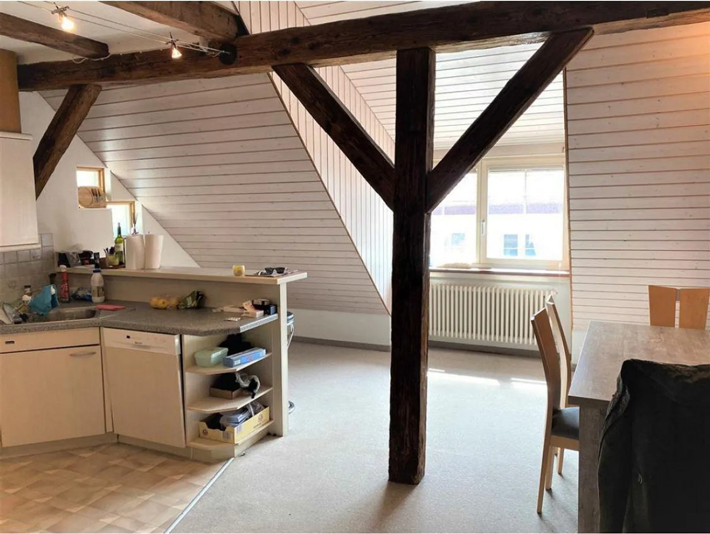 Maisonette apartment in a historic building in Stein am Rhein - Photo 3 of 16