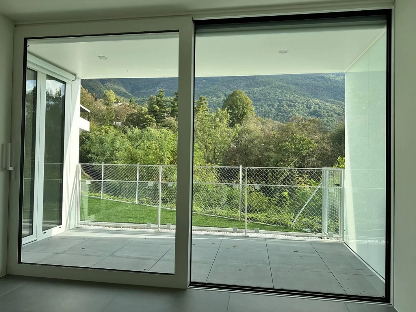Appartamento moderno con 2,5 camere e vista panoramica a Dino - Foto 3 di 7