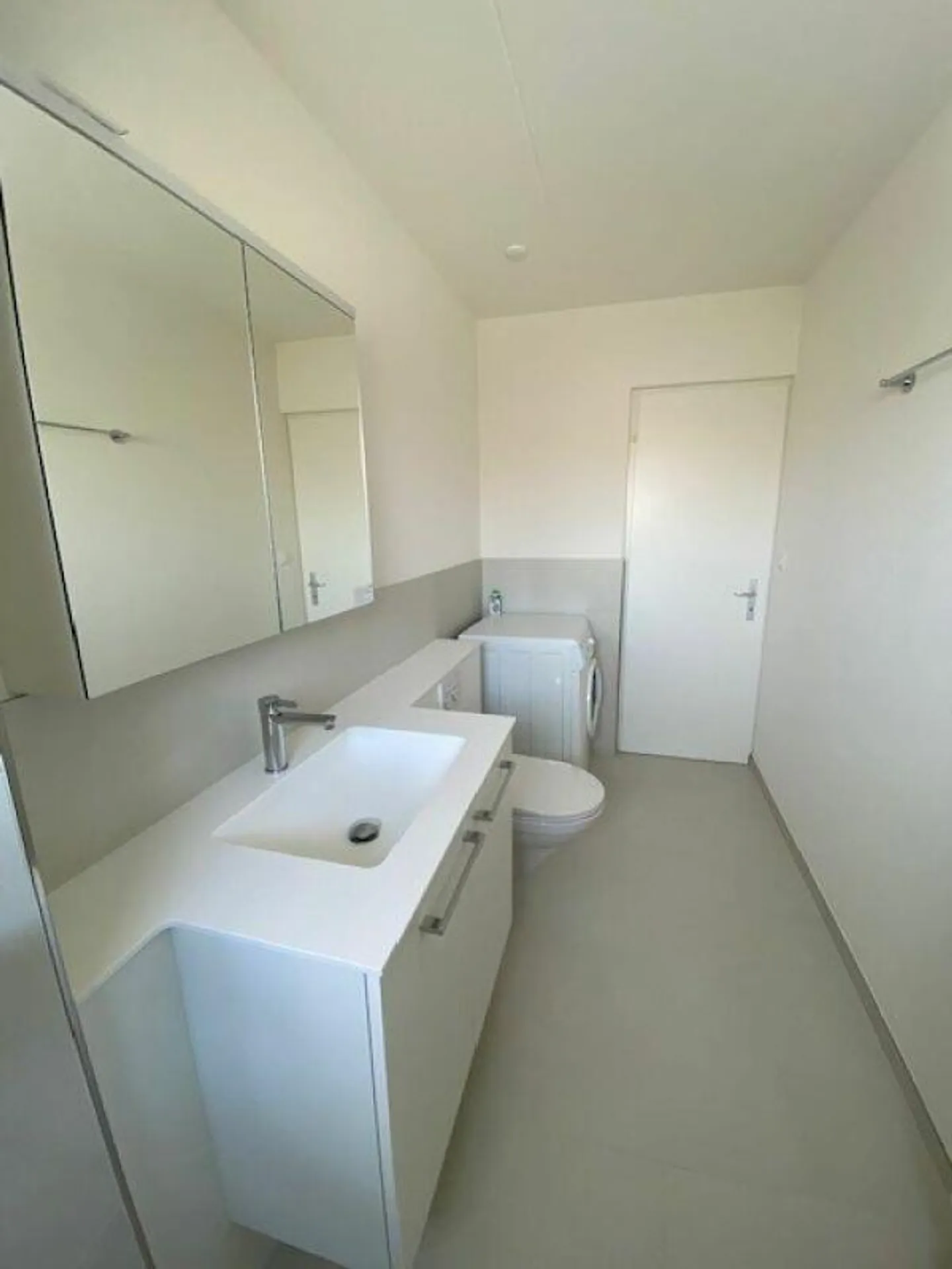 APPARTAMENTO 4 STANZE RINNOVATO DI RECENTE CON BALCONE - Foto 6 di 13