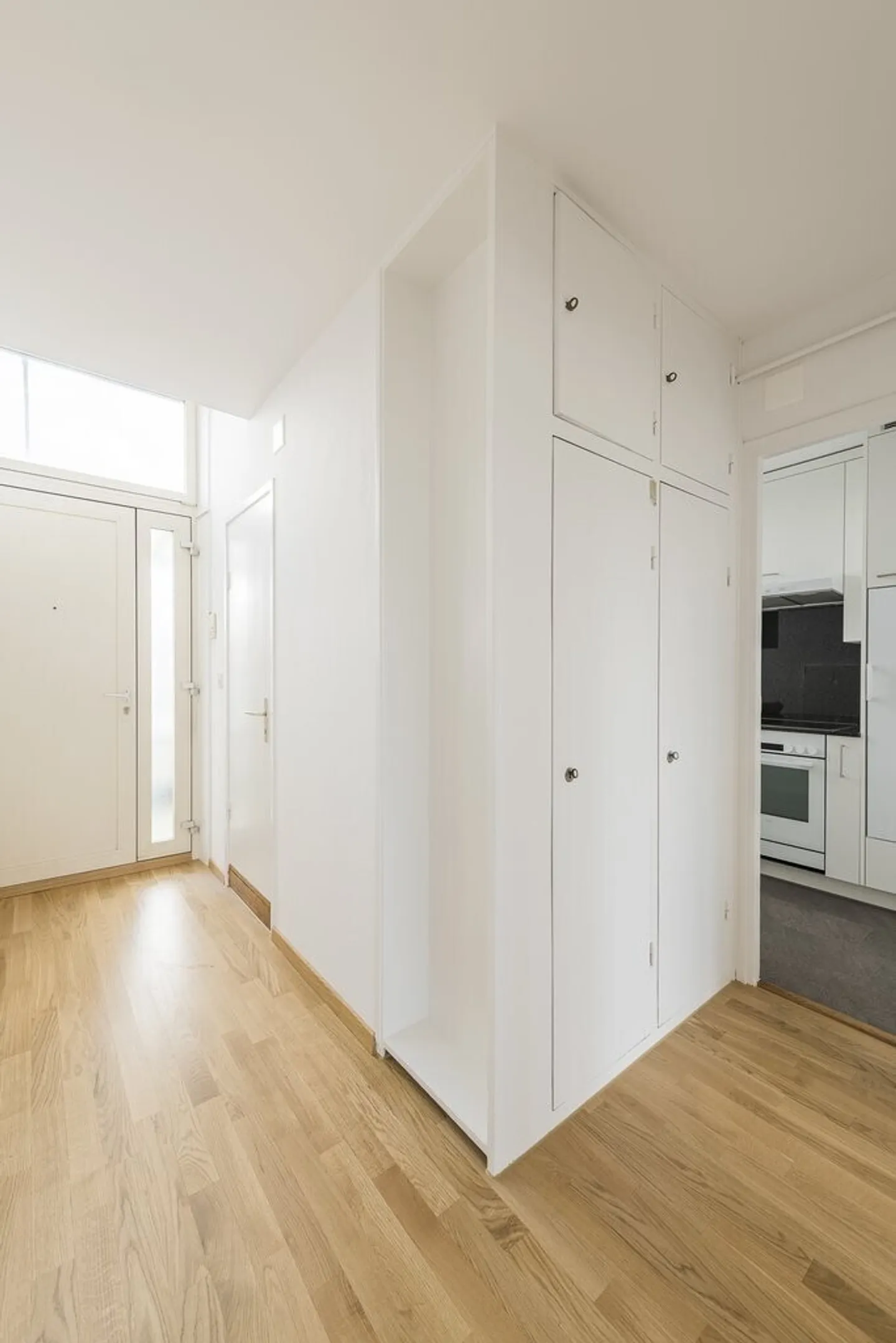 Charming 3-Room Apartment in Zurich - Photo 7 of 10