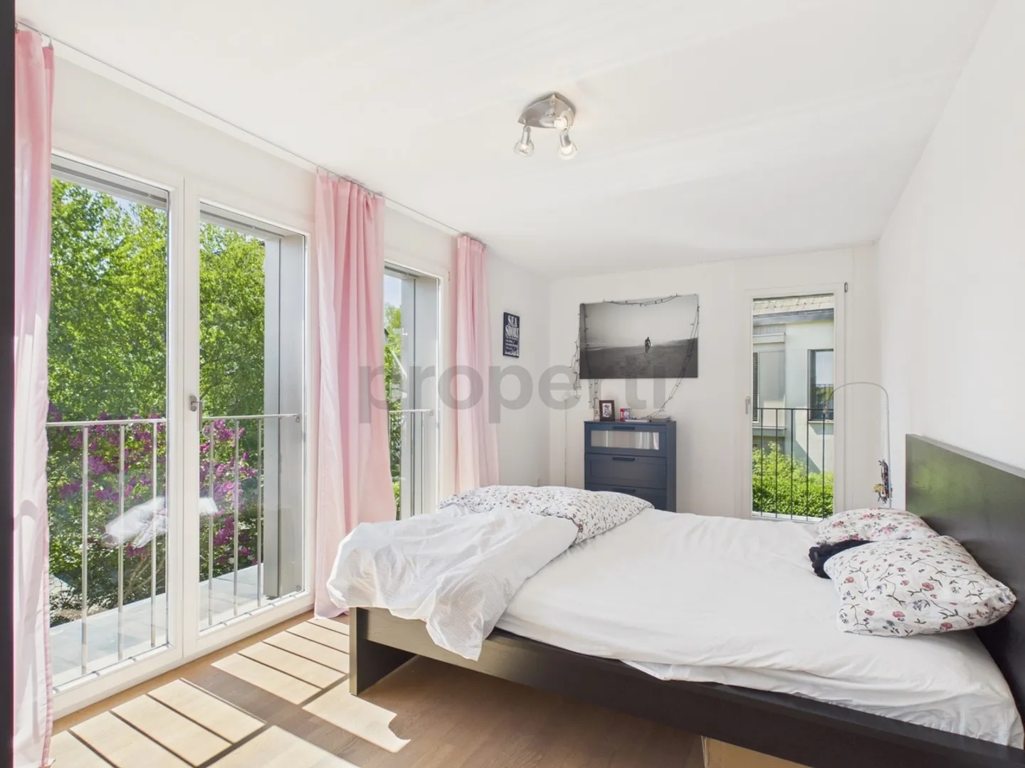 Modernes Doppeleinfamilienhaus in Hirzel - Foto 8 von 12