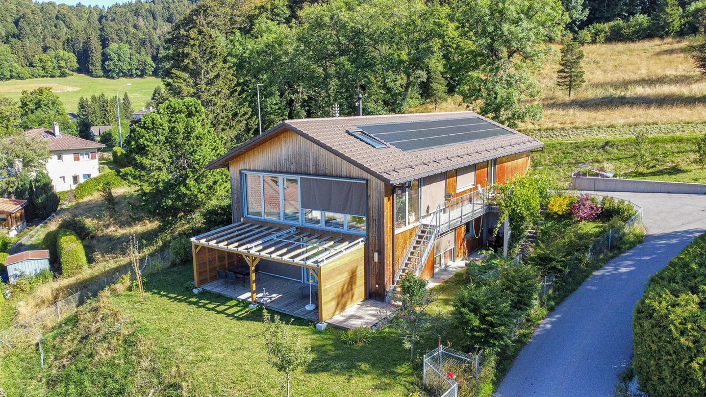 Einzelhaus "Minergie A und P" mit 7,5 Zimmern - Foto 1 von 25