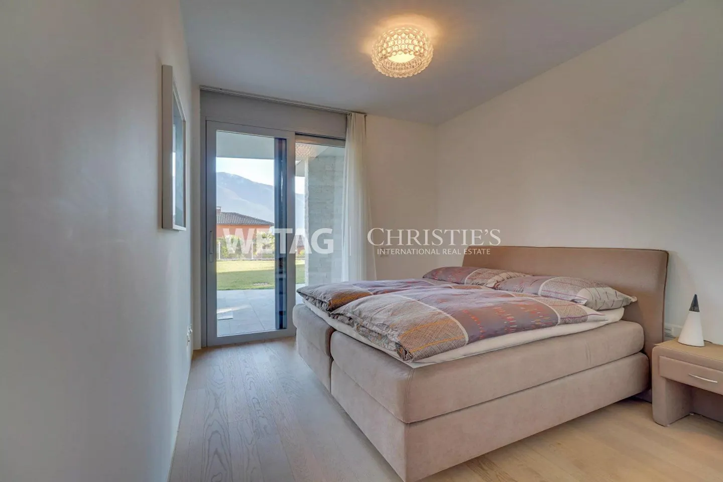 Appartamento duplex di lusso con giardino privato e vista mozzafiato in vendita ad Ascona - Foto 8 di 13