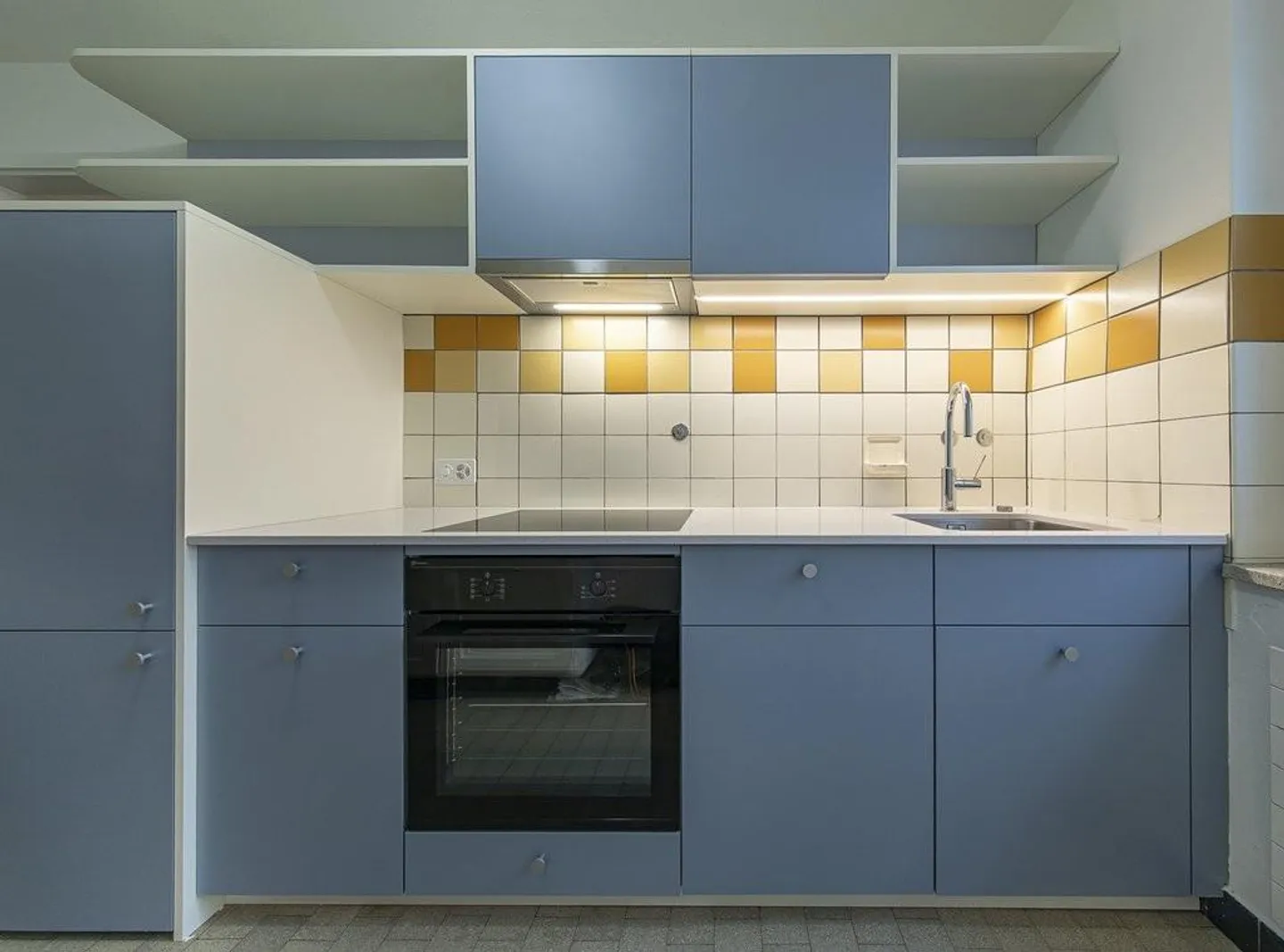 Appartement 4 pièces légèrement rénové dans un quartier calme - Photo 5 sur 10