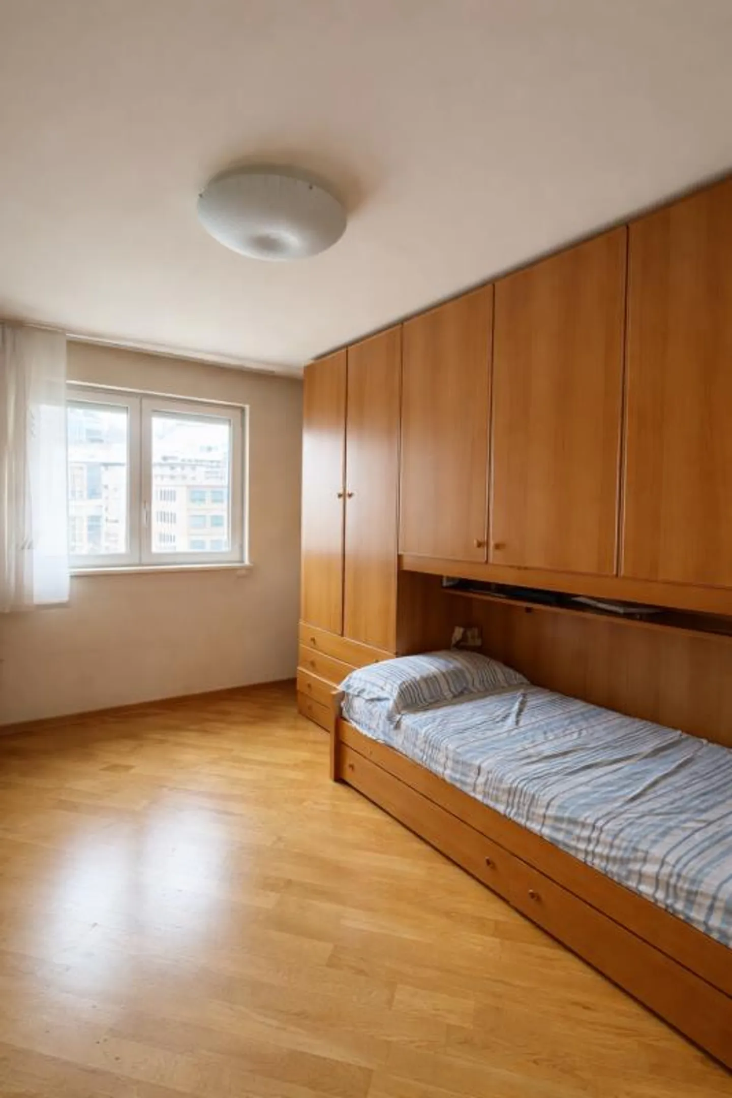 Prestigious Residence 3.5 Rooms Viganello - Strategic Location - Photo 7 of 10