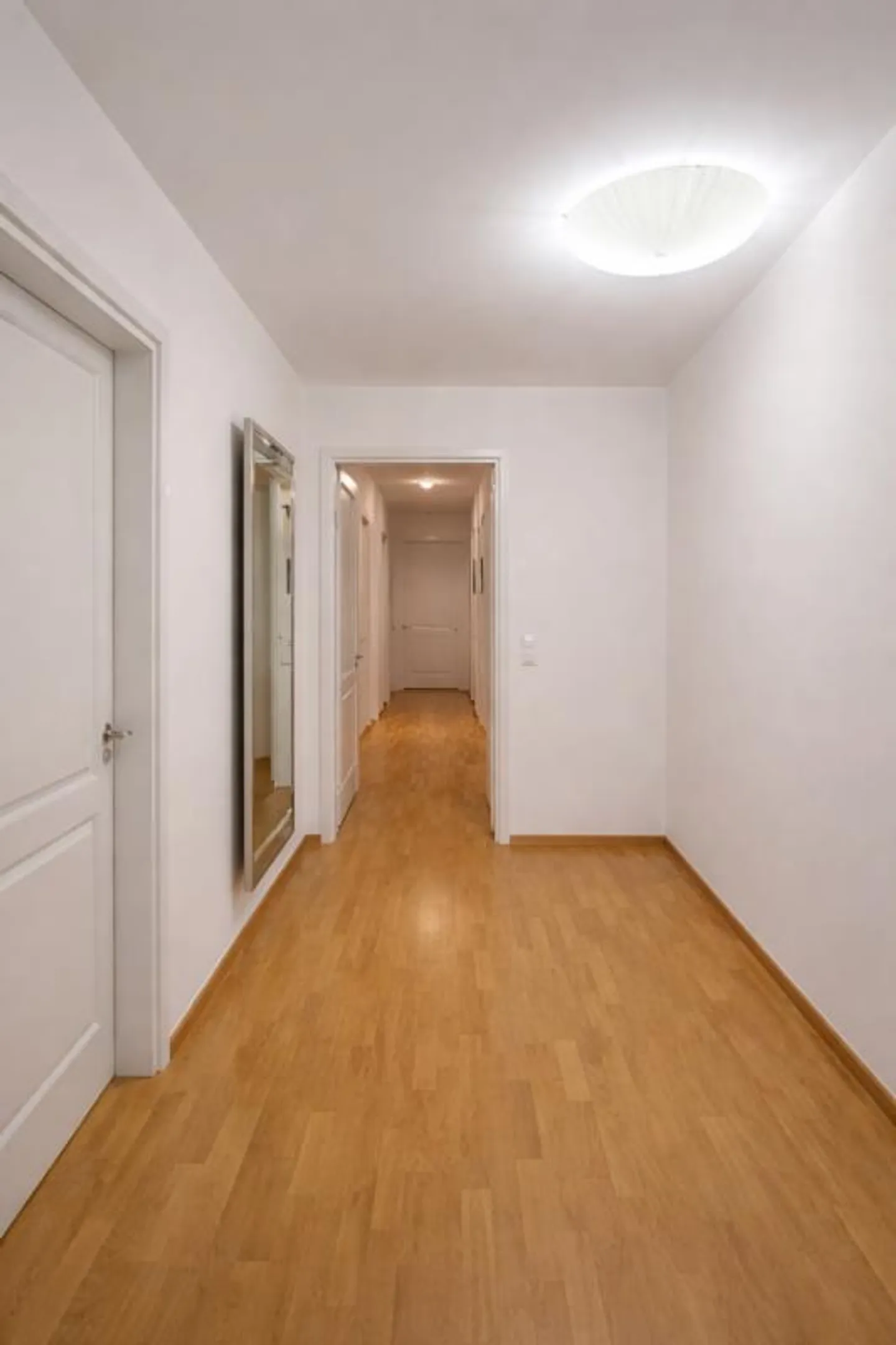 Prestigious Residence 3.5 Rooms Viganello - Strategic Location - Photo 8 of 10