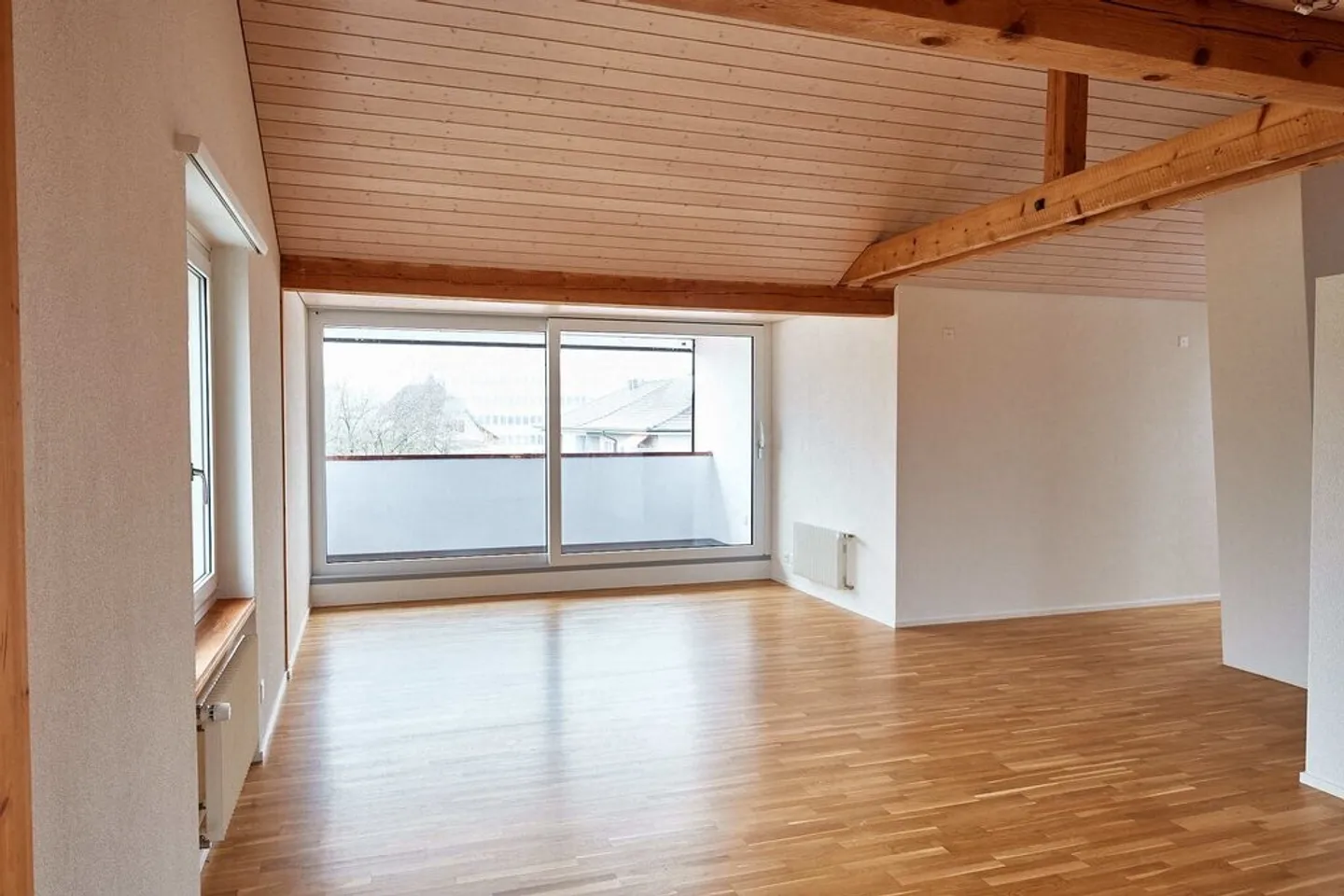 Einzigartige Dachwohnung! - Foto 3 von 5