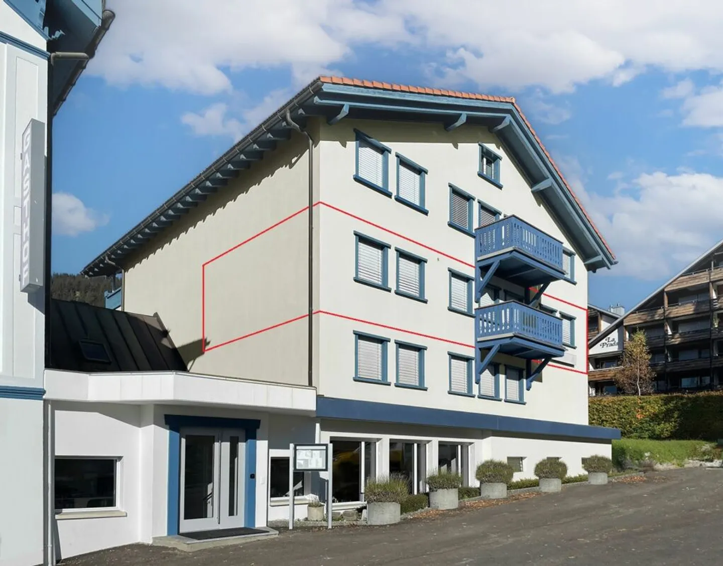 Appartamento (vacanze) di 3,5 stanze recentemente ristrutturato a Laax - Foto 1 di 10