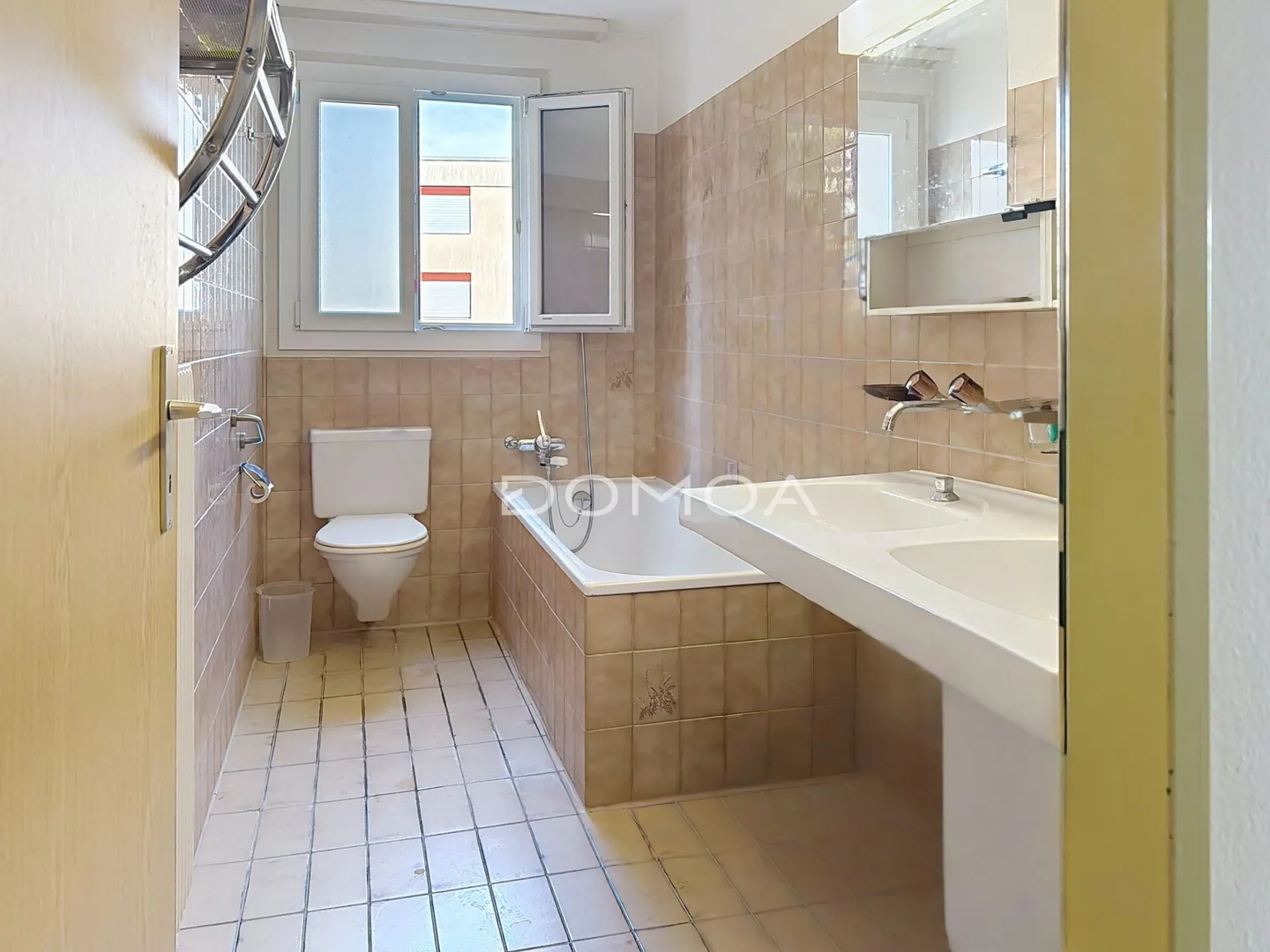 Geräumige und helle 4,5-Zimmer-Wohnung 115 m2! - Foto 8 von 12