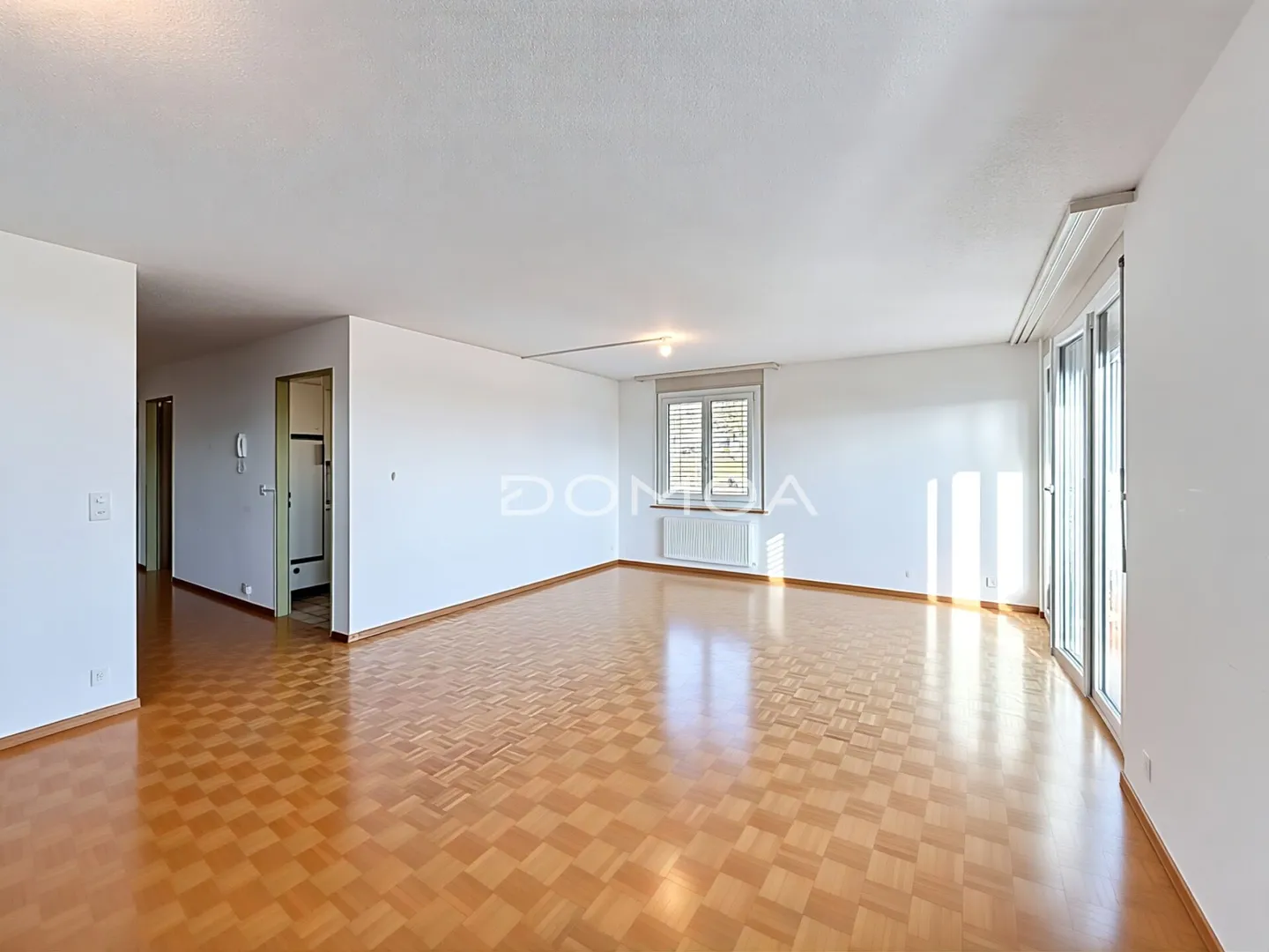 Geräumige und helle 4,5-Zimmer-Wohnung 115 m2! - Foto 9 von 12