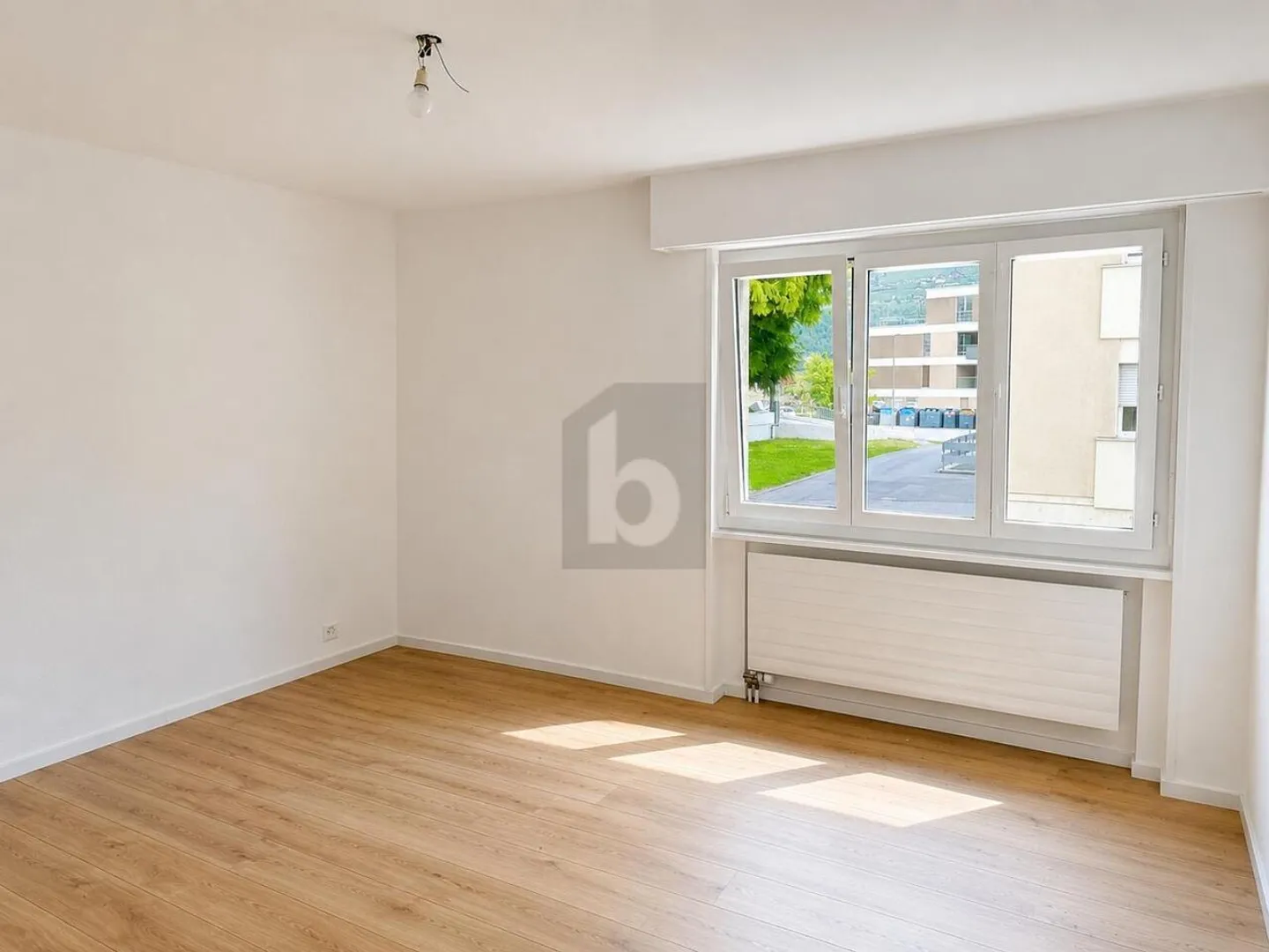 Charmant Appartement au Rez-de-Chaussée - Photo 4 sur 6