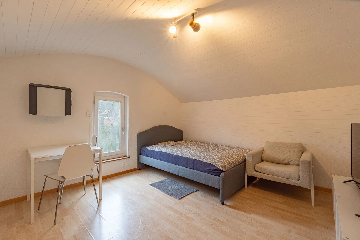 Charming Investment Gem in Baden - Photo 12 of 17
