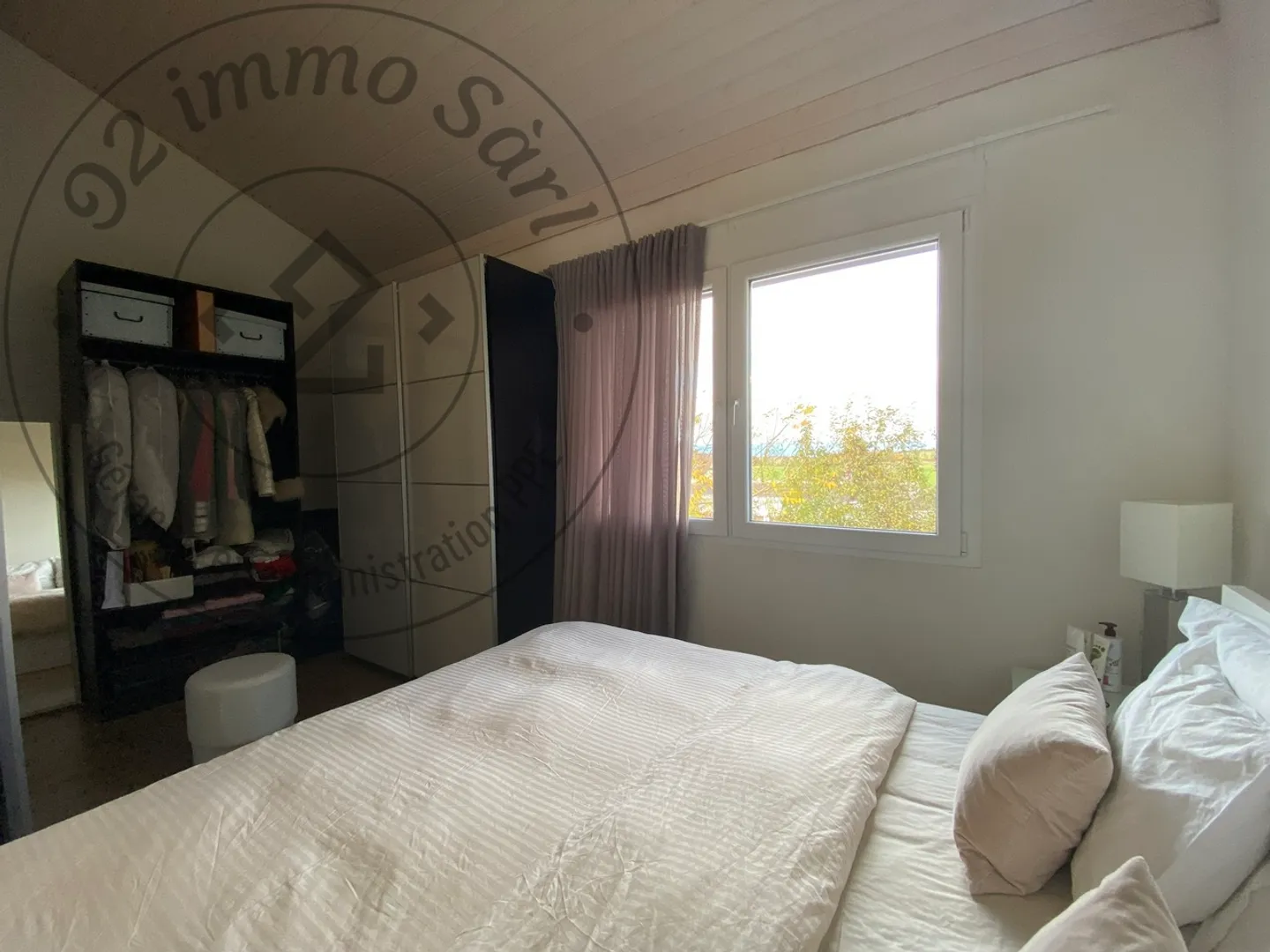 4.5-room semi-detached villa with private garden in Prez-vers-Noreaz - Photo 7 of 10