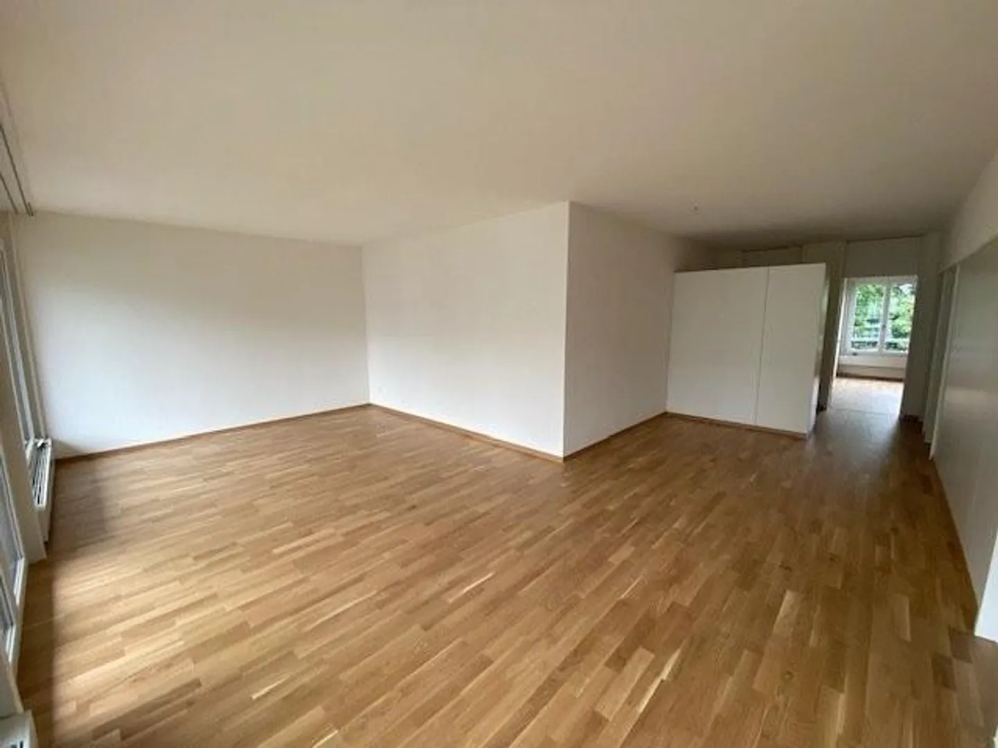 Central 3.5-room apartment for rent - Photo 2 of 5