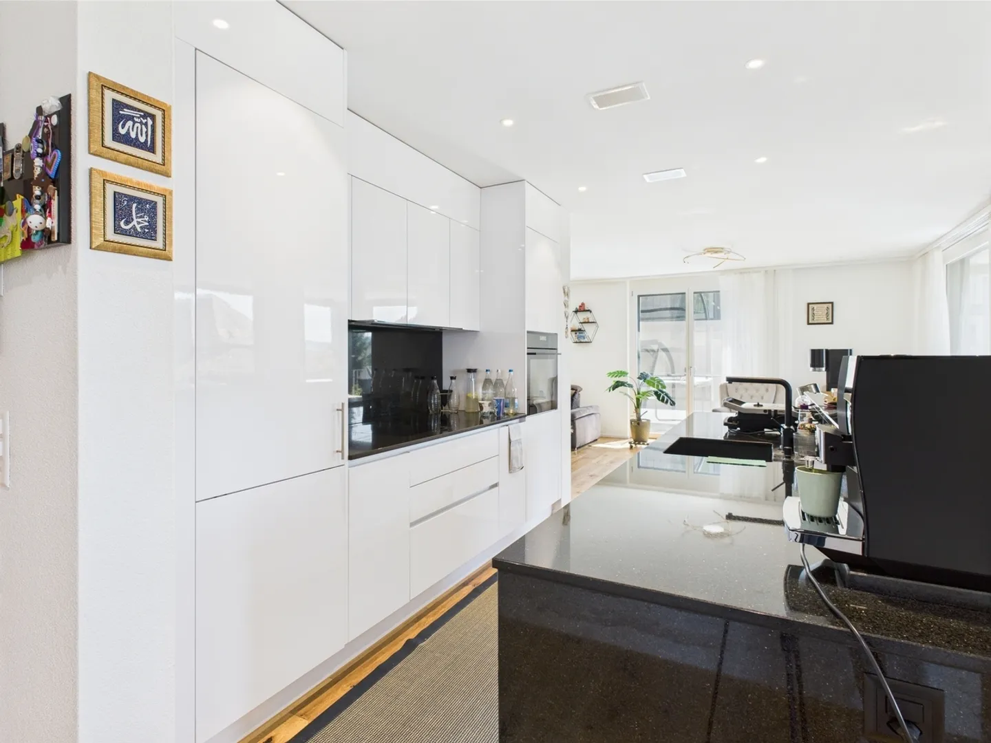 Maison moderne et spacieuse pour la famille avec appartement de 1,5 pièce - Photo 6 sur 13