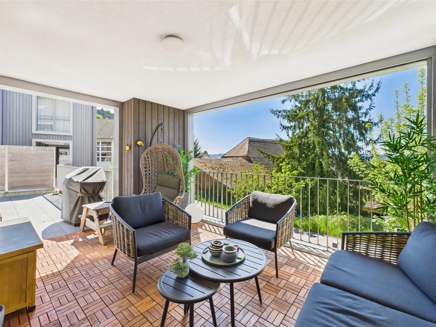 Maison moderne et spacieuse pour la famille avec appartement de 1,5 pièce - Photo 12 sur 13