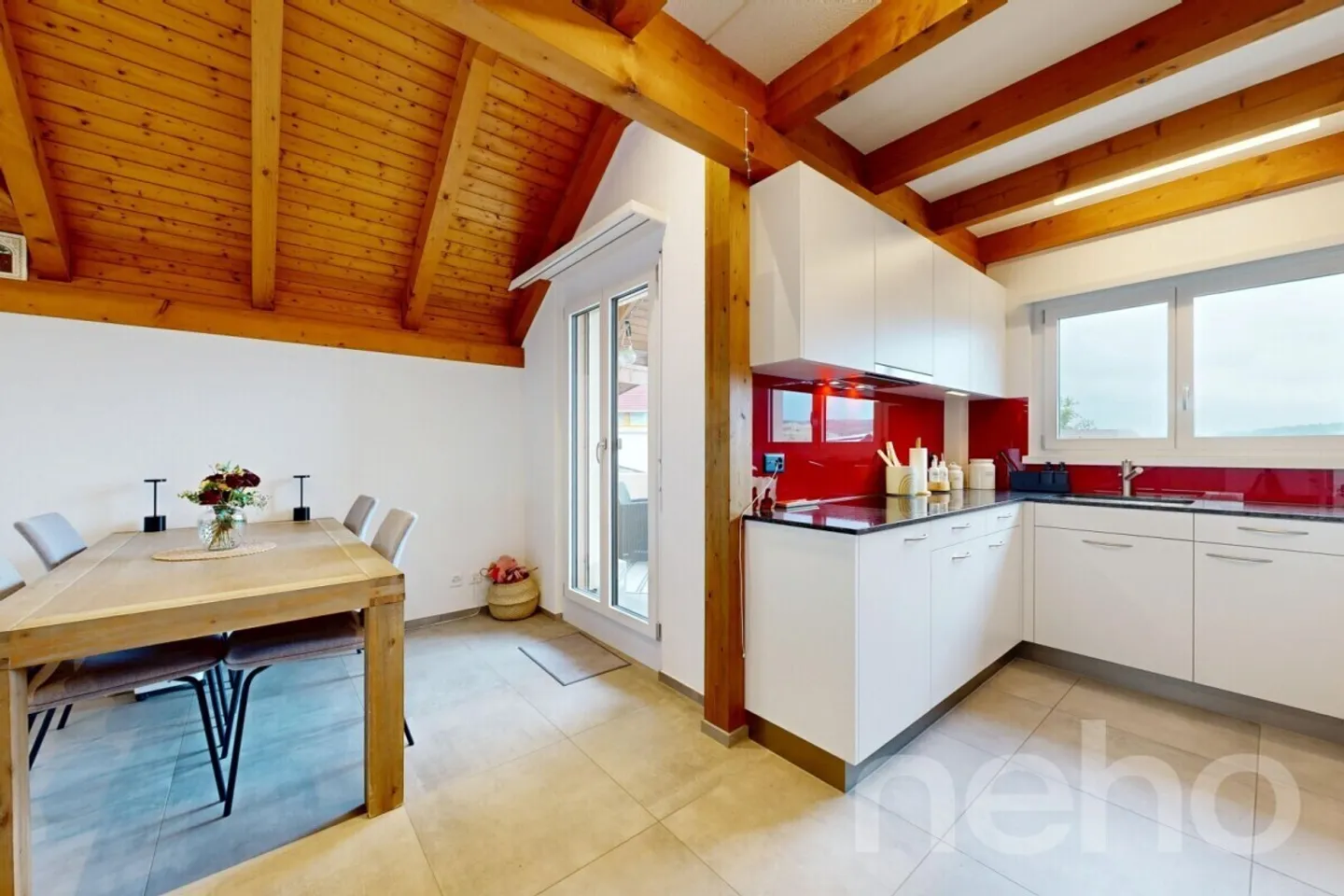 Charmantes Doppeleinfamilienhaus mit Solarenergie - Foto 5 von 13