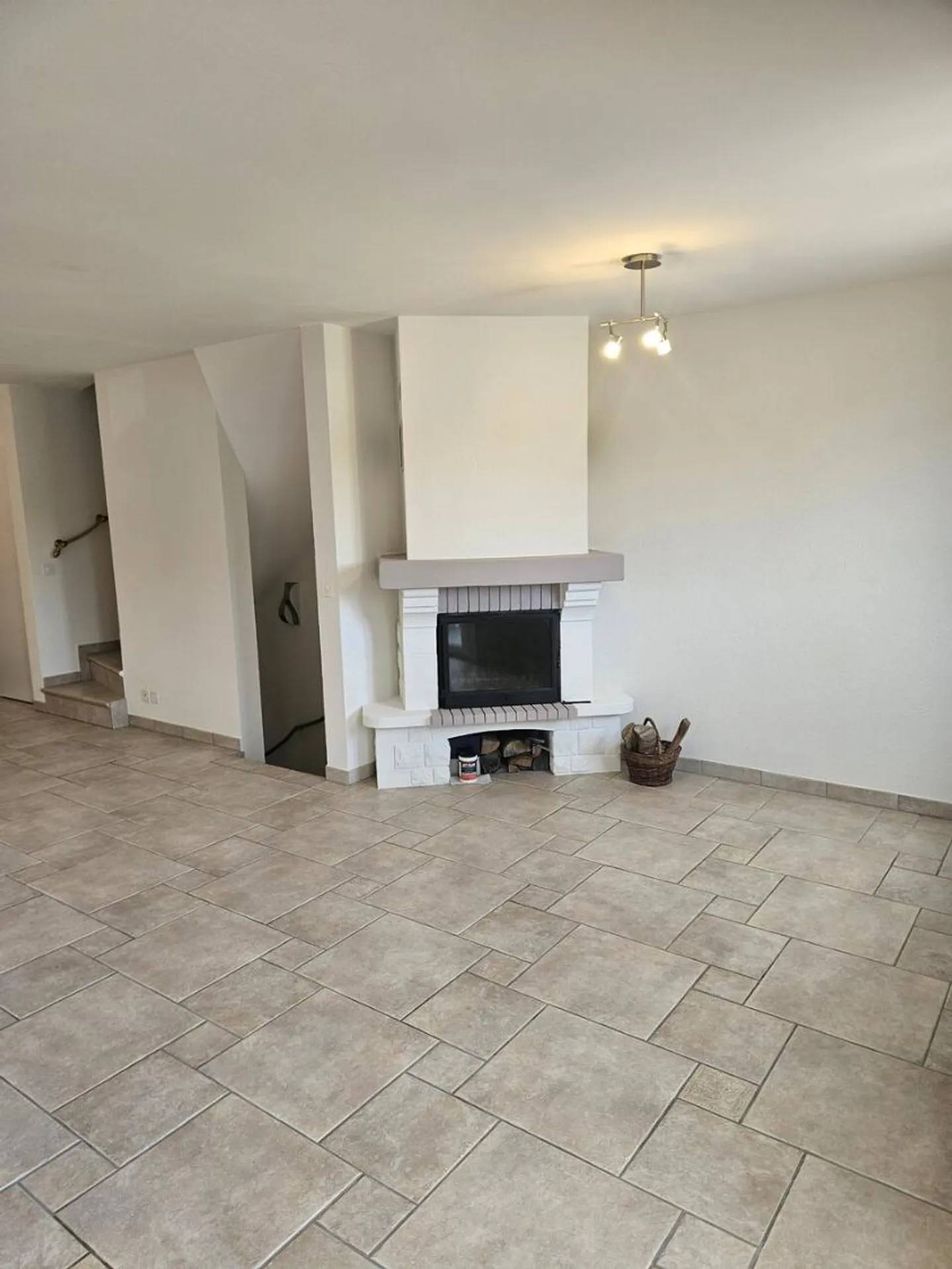 6-room townhouse - Photo 4 of 13