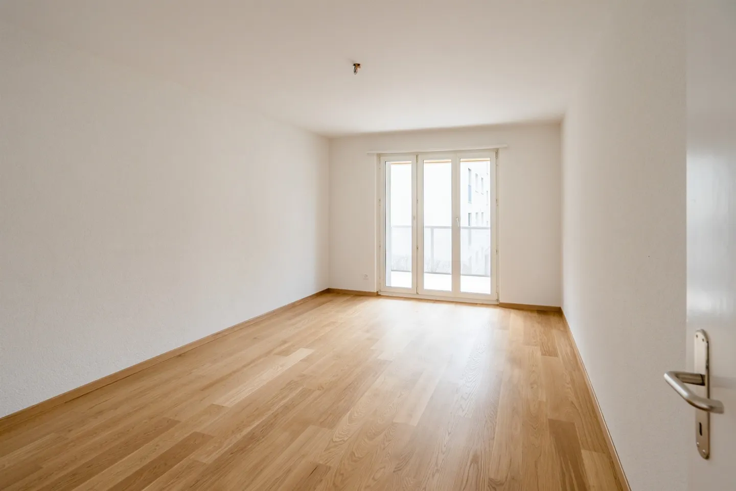 Appartamento singolo affascinante con balcone - Foto 4 di 4