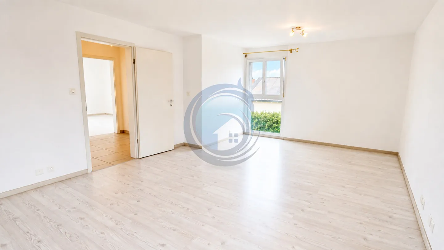SUPERB DUPLEX CORNER APARTMENT 4.5 ROOMS - TERRACE, BALCONY AND PRIVATE GARDEN - Photo 4 of 15