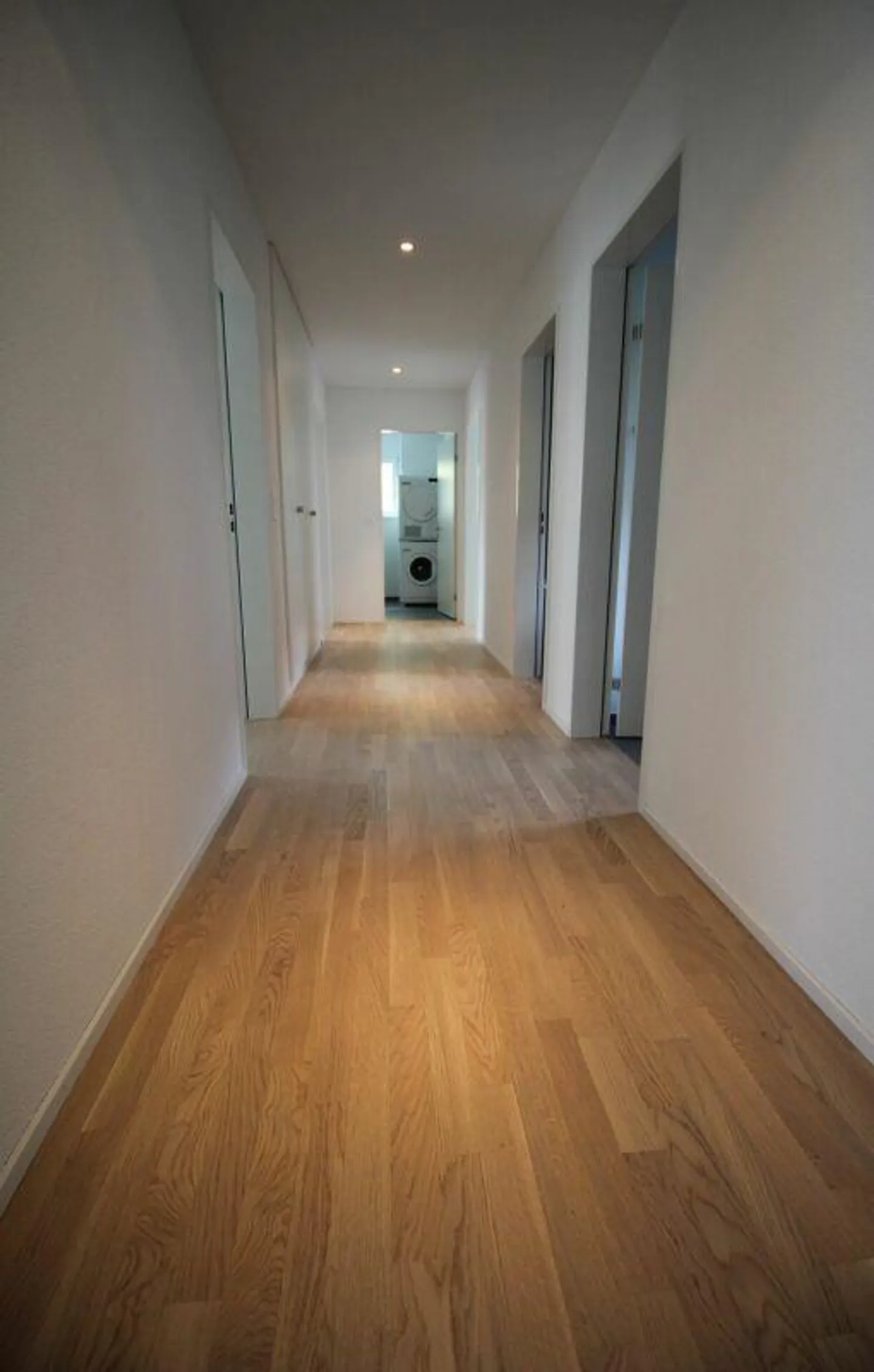 Appartement moderne avec espace de jardin - Photo 4 sur 12