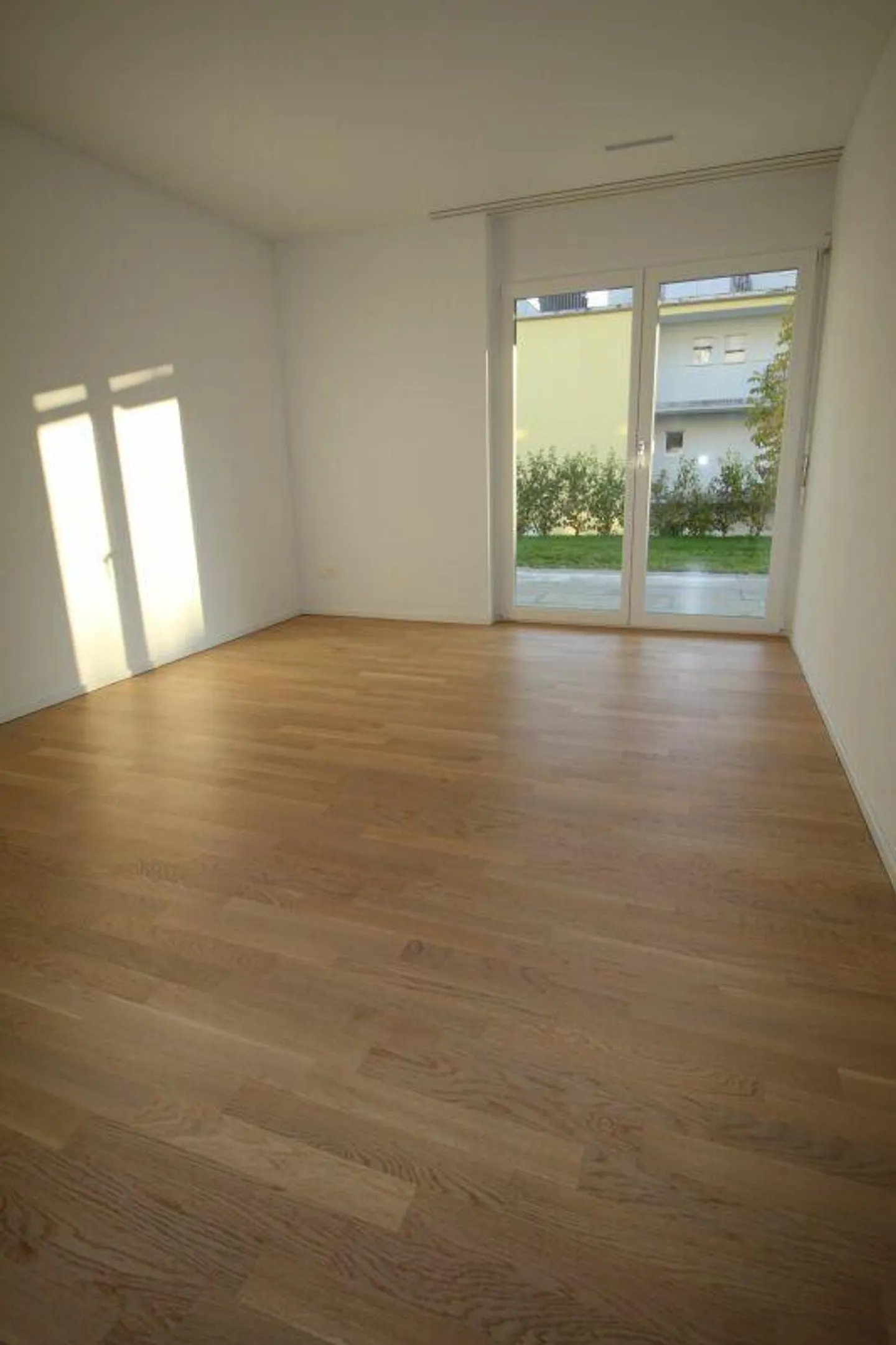 Appartement moderne avec espace de jardin - Photo 7 sur 12