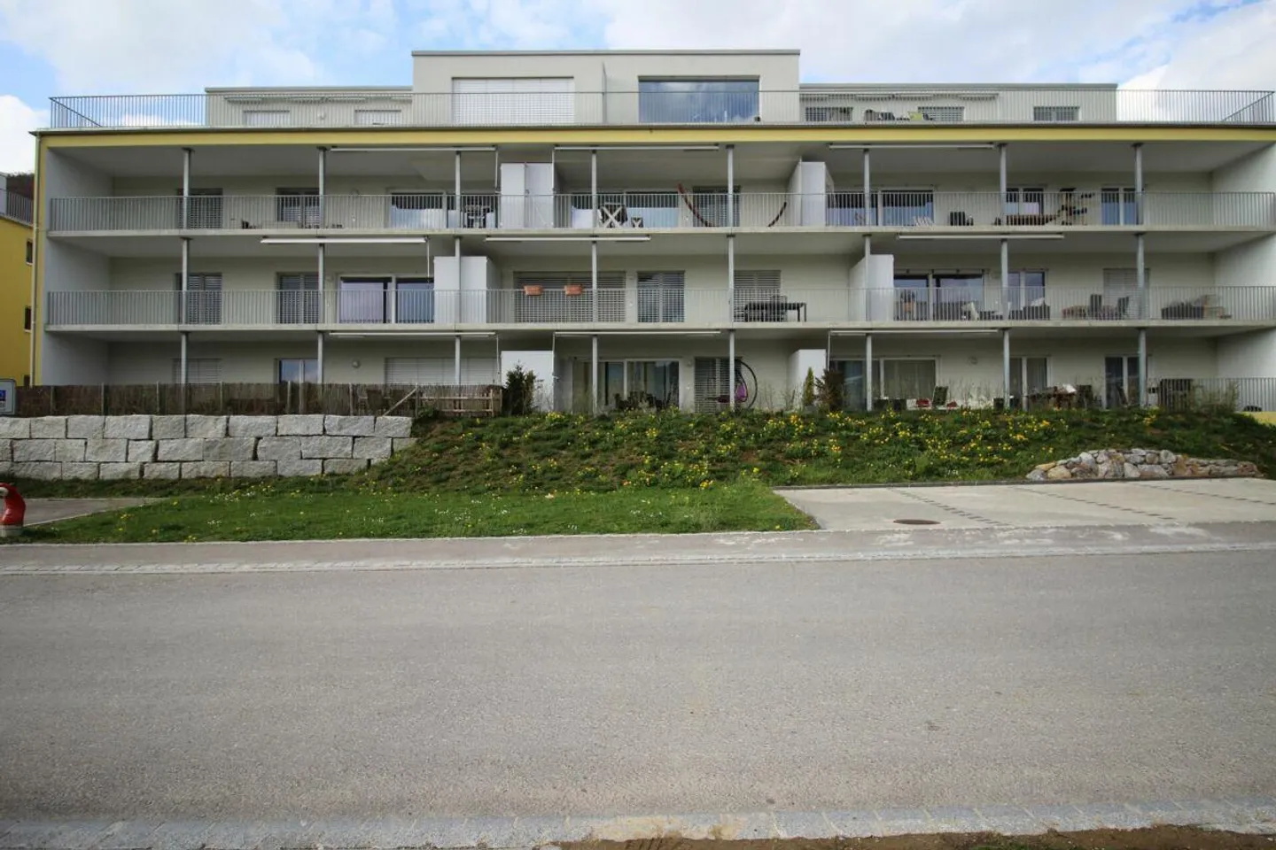 Appartement moderne avec espace de jardin - Photo 11 sur 12