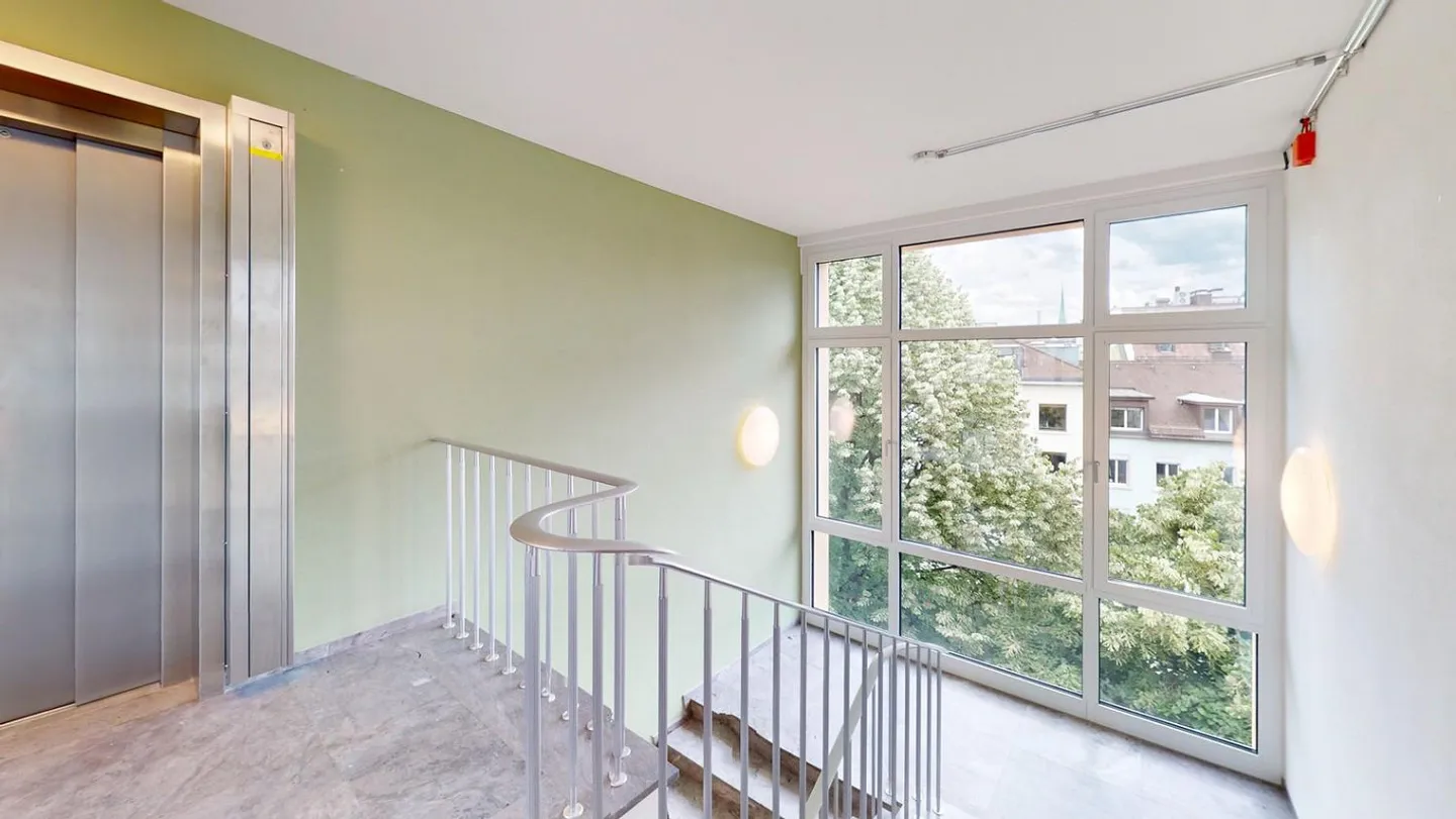 THE FUTURE IS GREEN at Zurich HB - Exclusive Attic Offices with Terrace - Photo 4 of 12