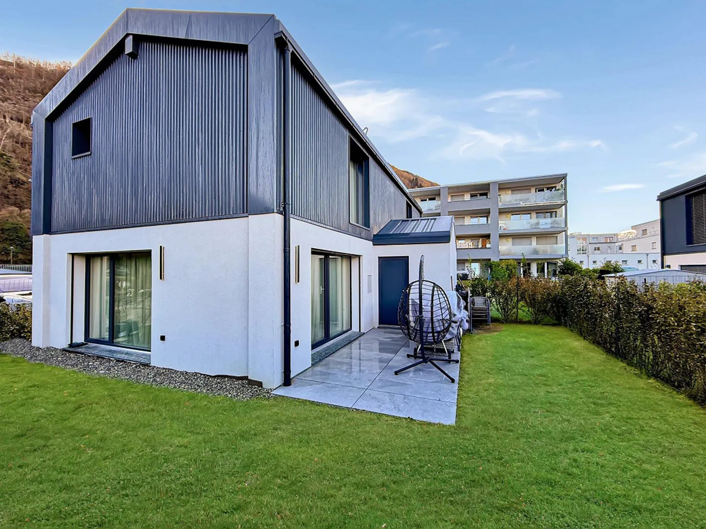 Villa semi-détachée de 3,5 pièces en bois massif - Photo 3 sur 13