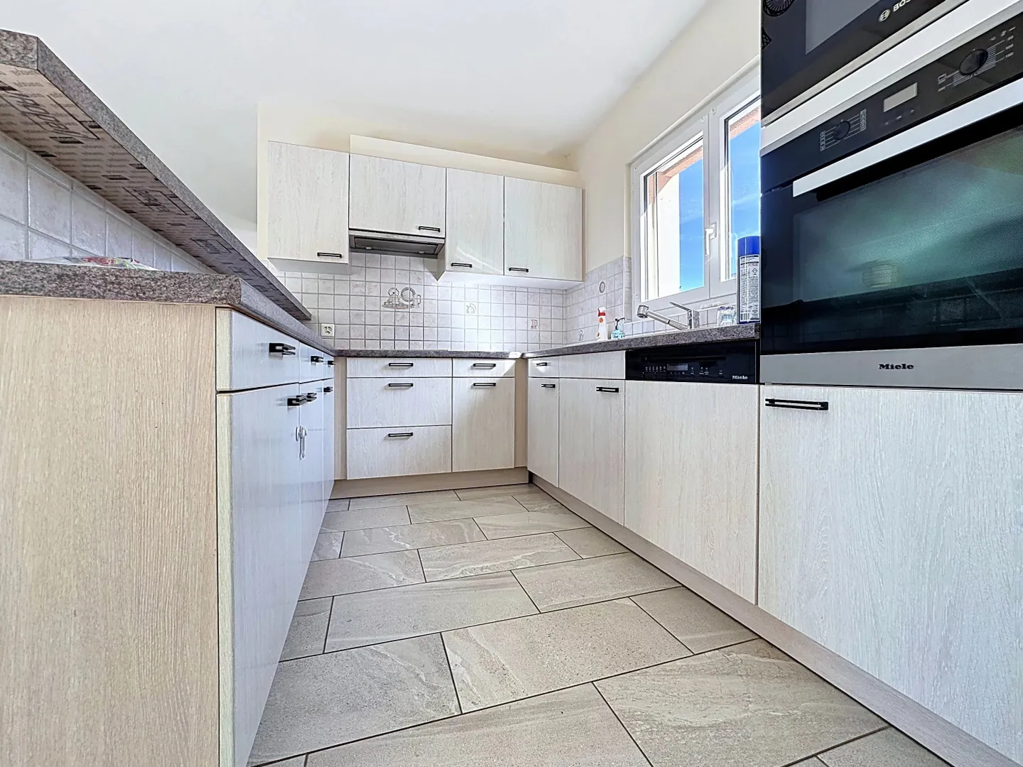 Charming Family Villa in Bramois - Photo 4 of 21