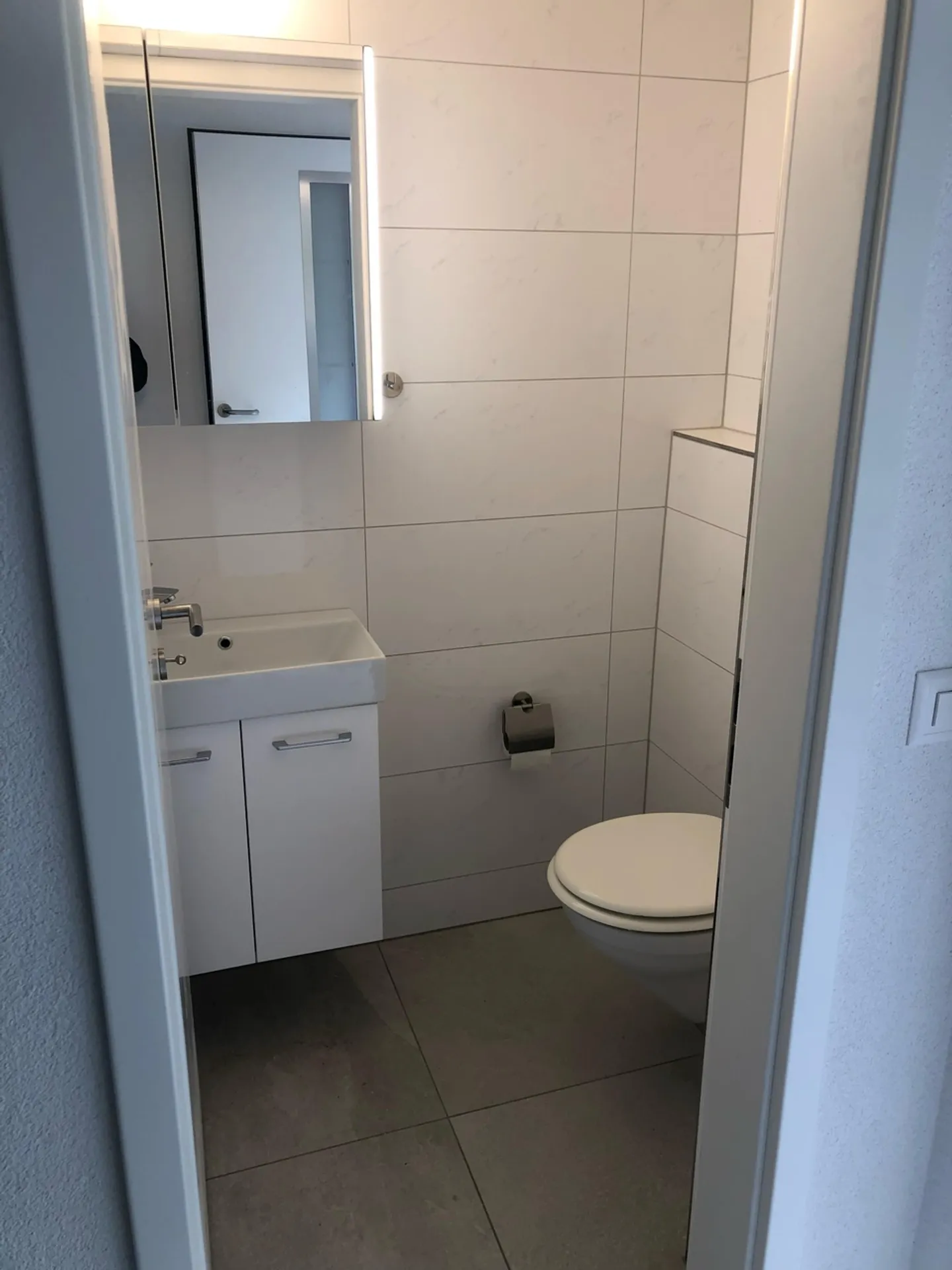 Appartamento moderno di 4,5 stanze con giardino - Foto 6 di 11