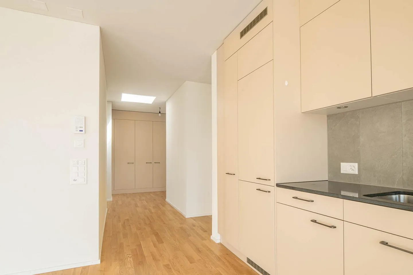 Helle 3.5-Zimmer-Wohnung - Foto 3 von 8