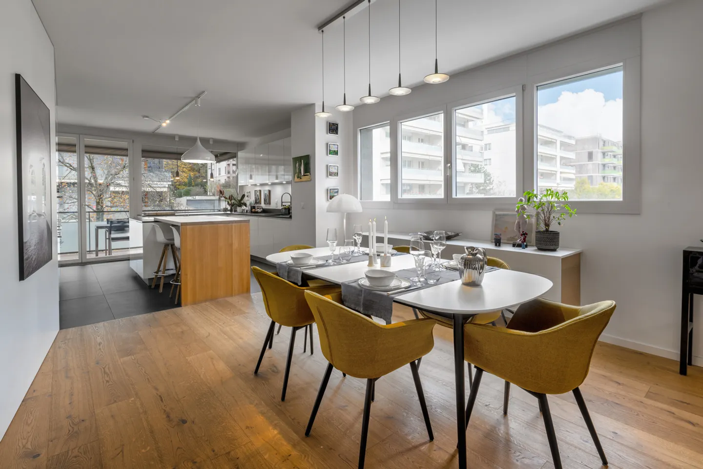 Bright 6-room apartment with large terrace renovated - Photo 6 of 15