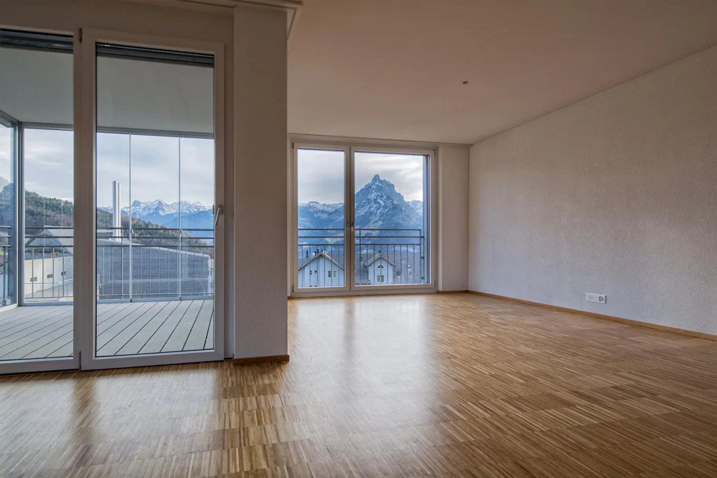 Appartement lumineux de 3,5 pièces avec vue sur le lac Walensee - Photo 4 sur 5