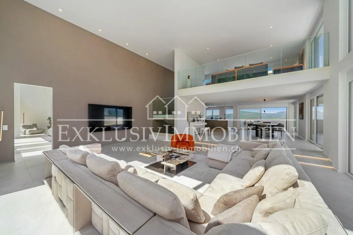Maison moderne avec espace, calme et vue - Photo 1 sur 7