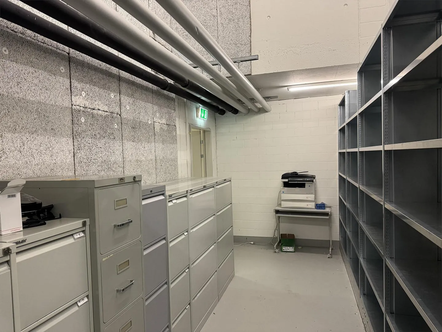 Archivio a San Gallo incluso scaffali mobili - Foto 1 di 4