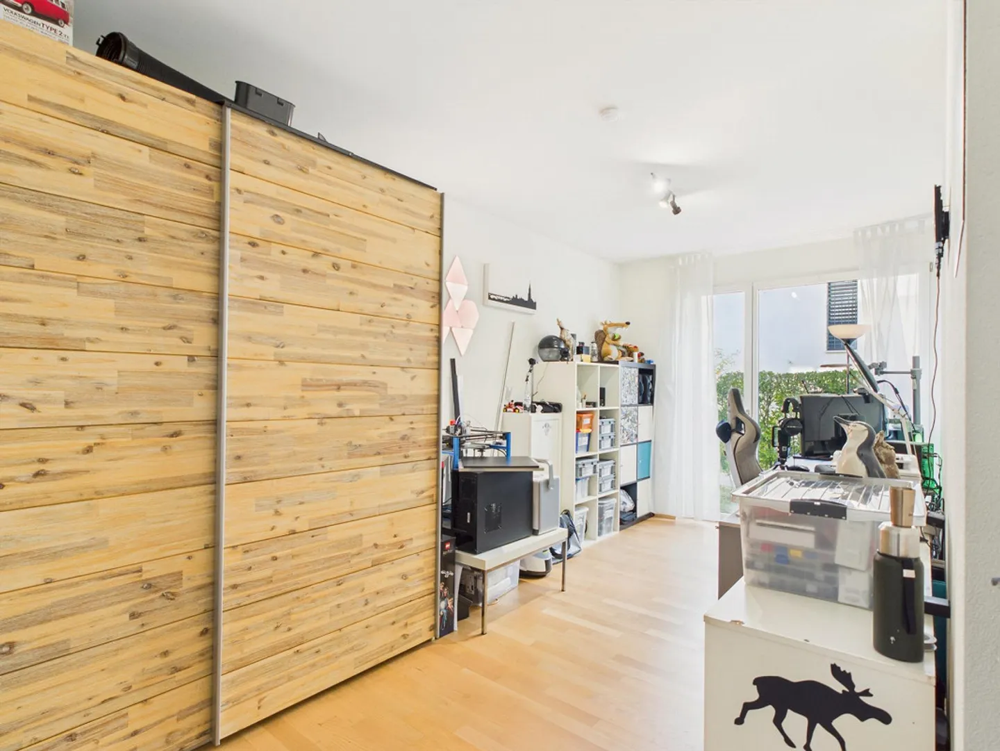 Bright, modern 4.5-room apartment with unique terrace and panoramic view in Spiez - Photo 6 of 11