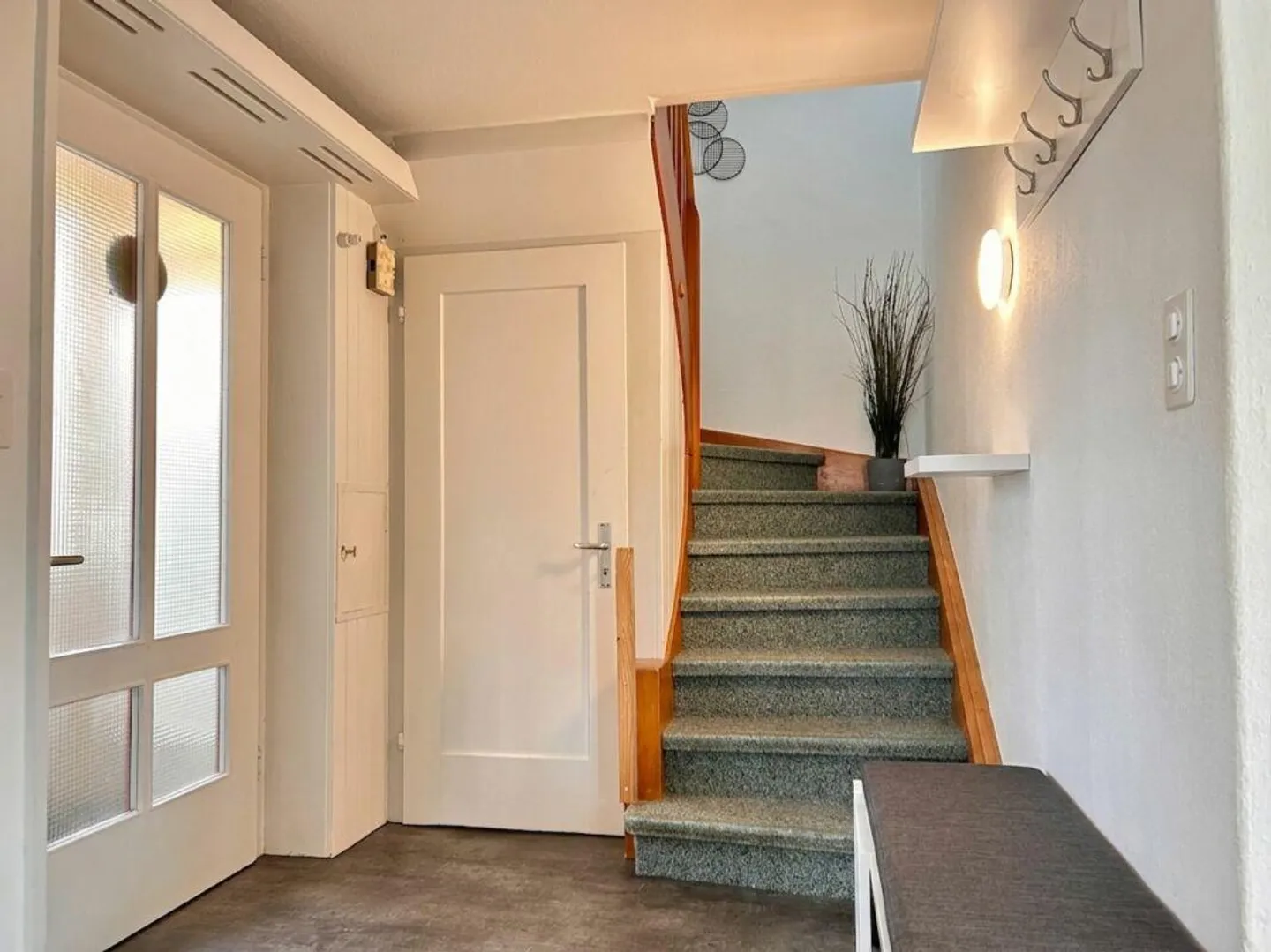 Row House in Sunny Hillside Location with Garage - Photo 3 of 15