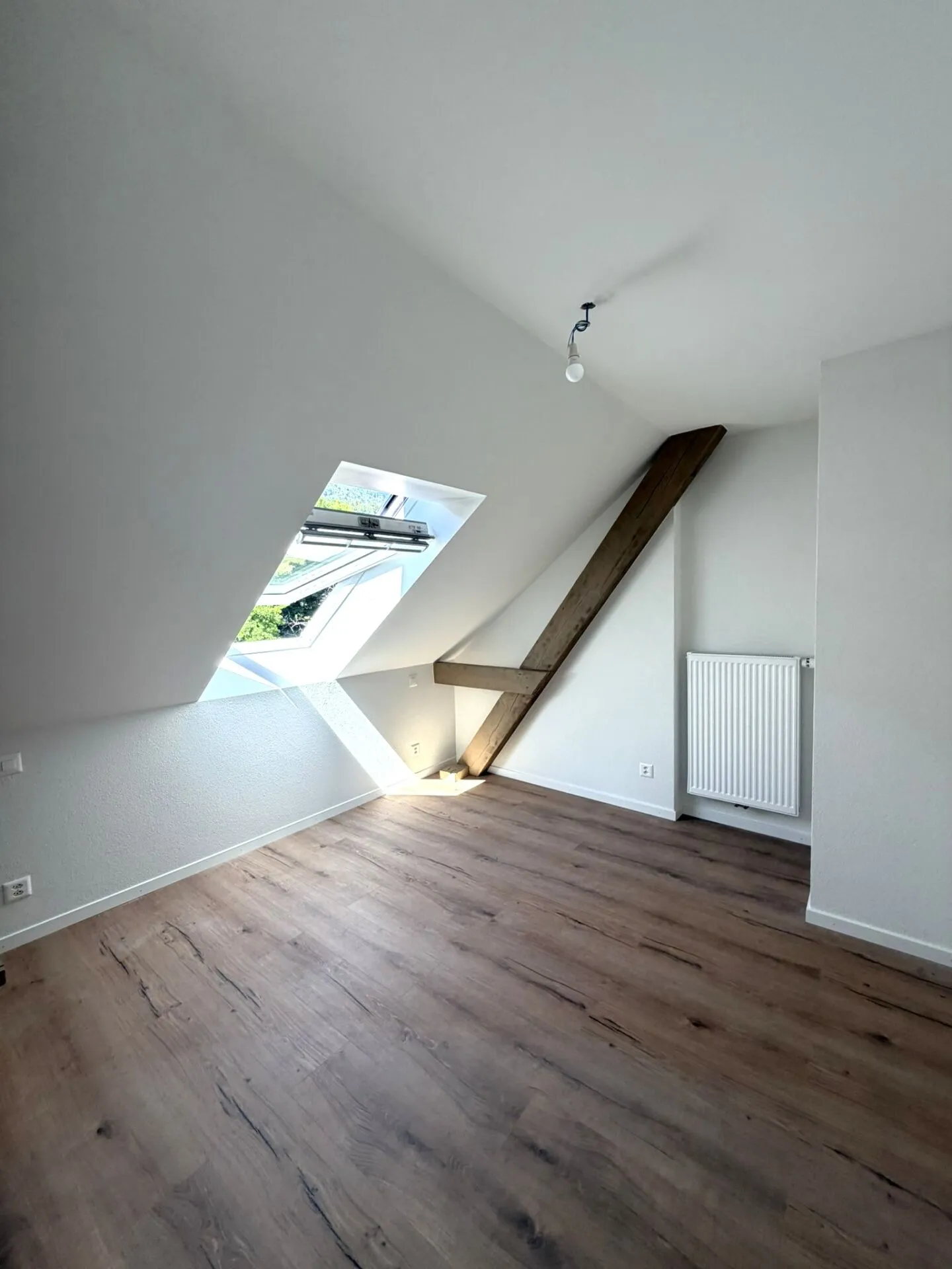 St-Imier, magnifique nouvel appartement de 2 pièces dans un style loft - Photo 2 sur 3