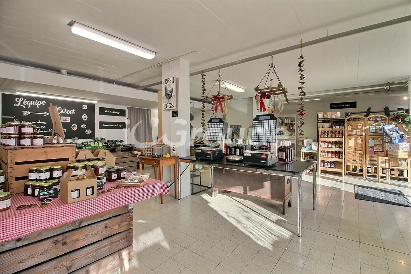 Magnificent commercial space in Sion - Photo 1 of 8