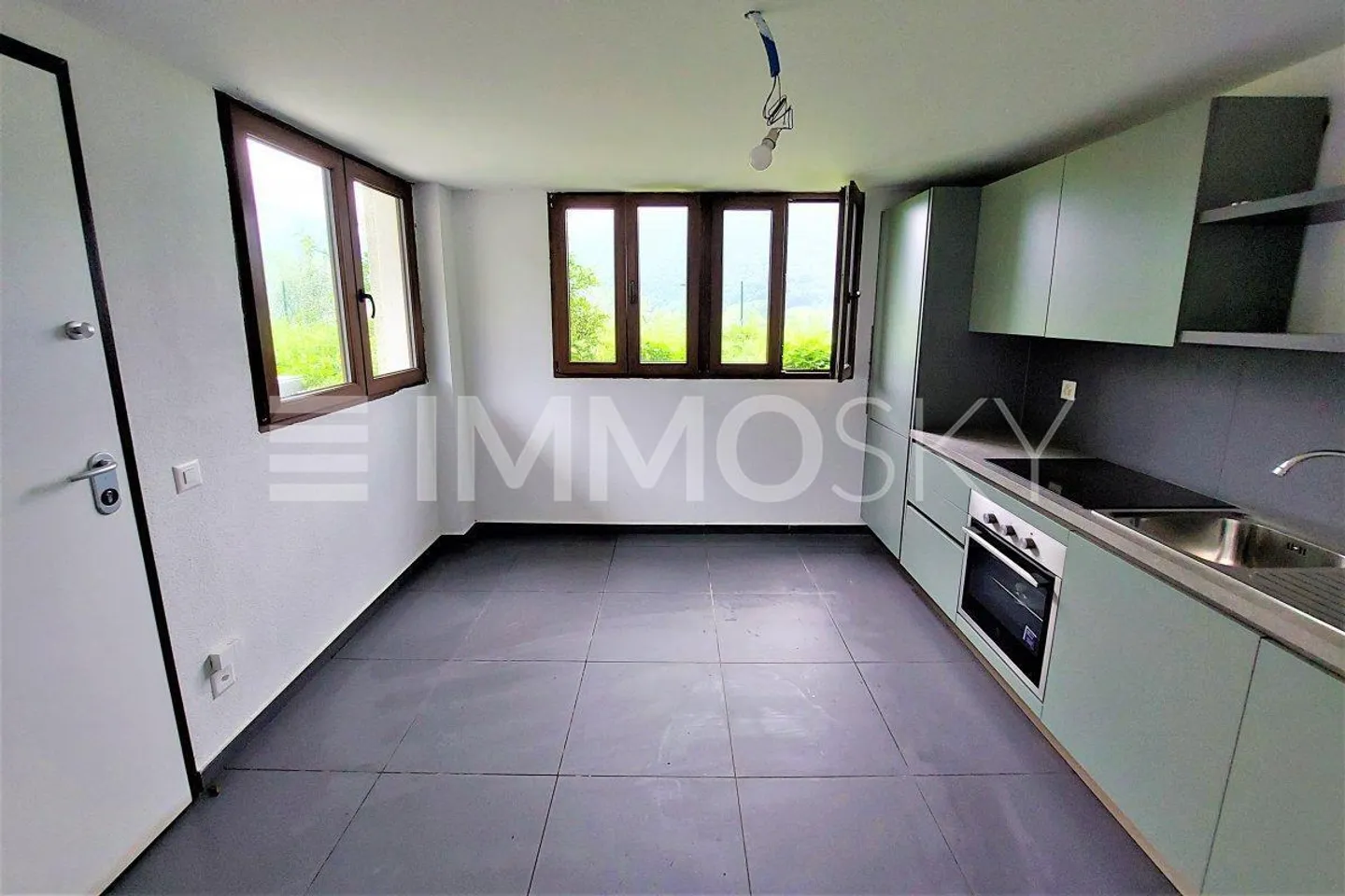 Beautiful solution immersed in nature is waiting for you! - Photo 4 of 4