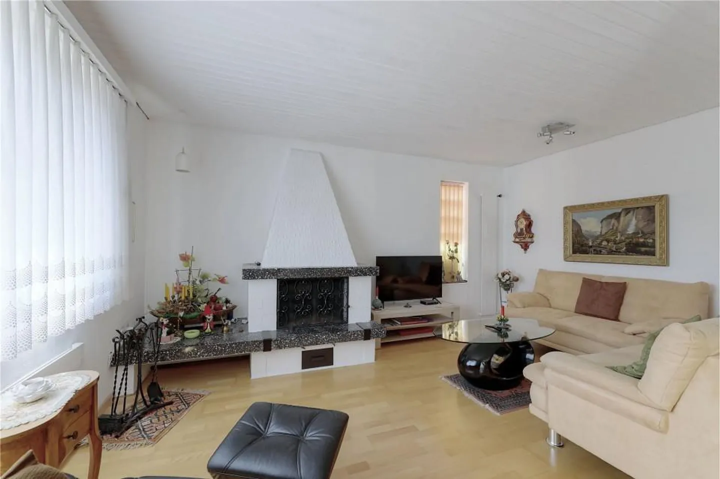 6½-Room Single-Family House with Plenty of Space to Feel Good - Photo 8 of 13