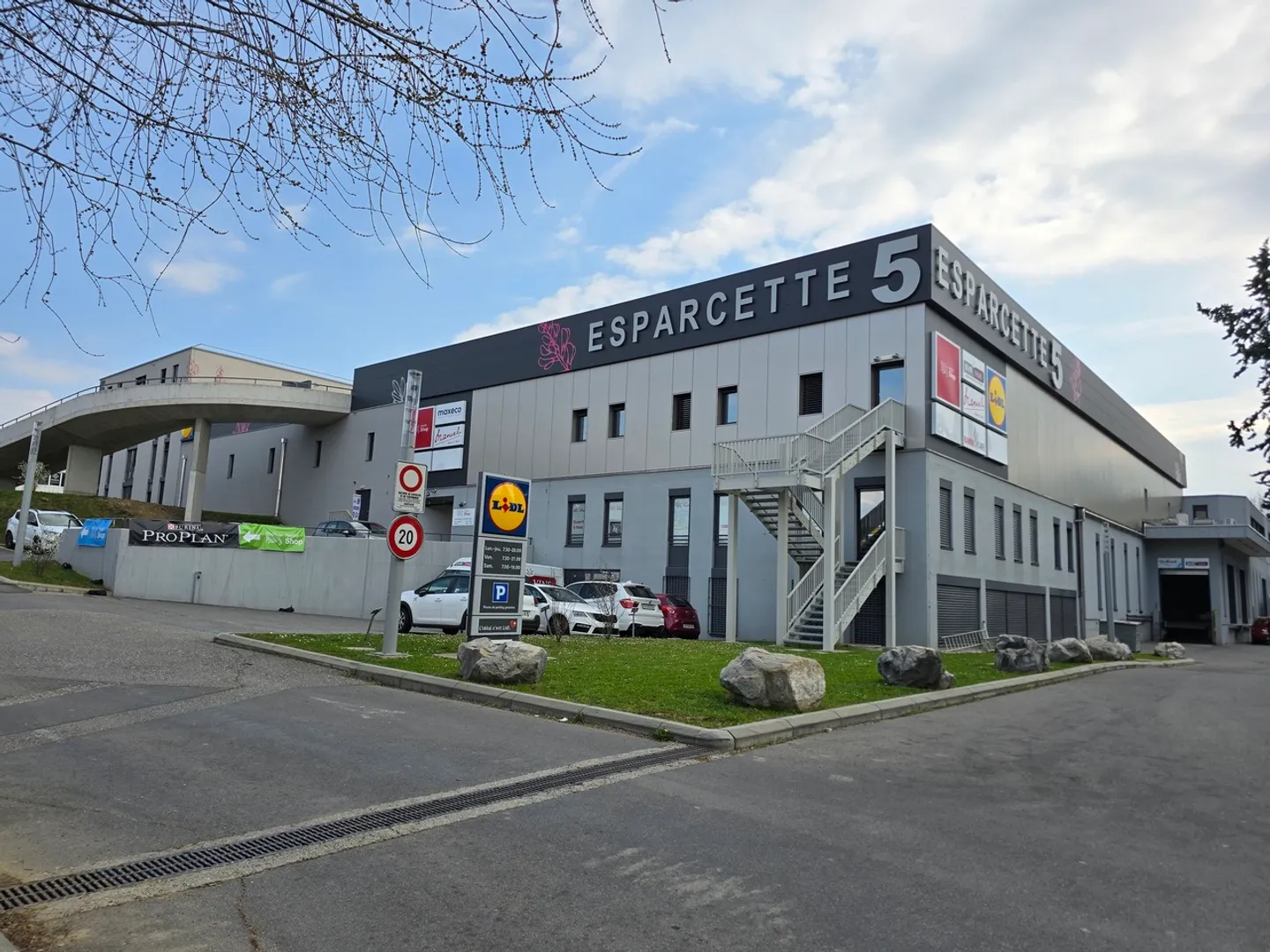 Geräumiges Atelier in Crissier - Foto 1 von 3