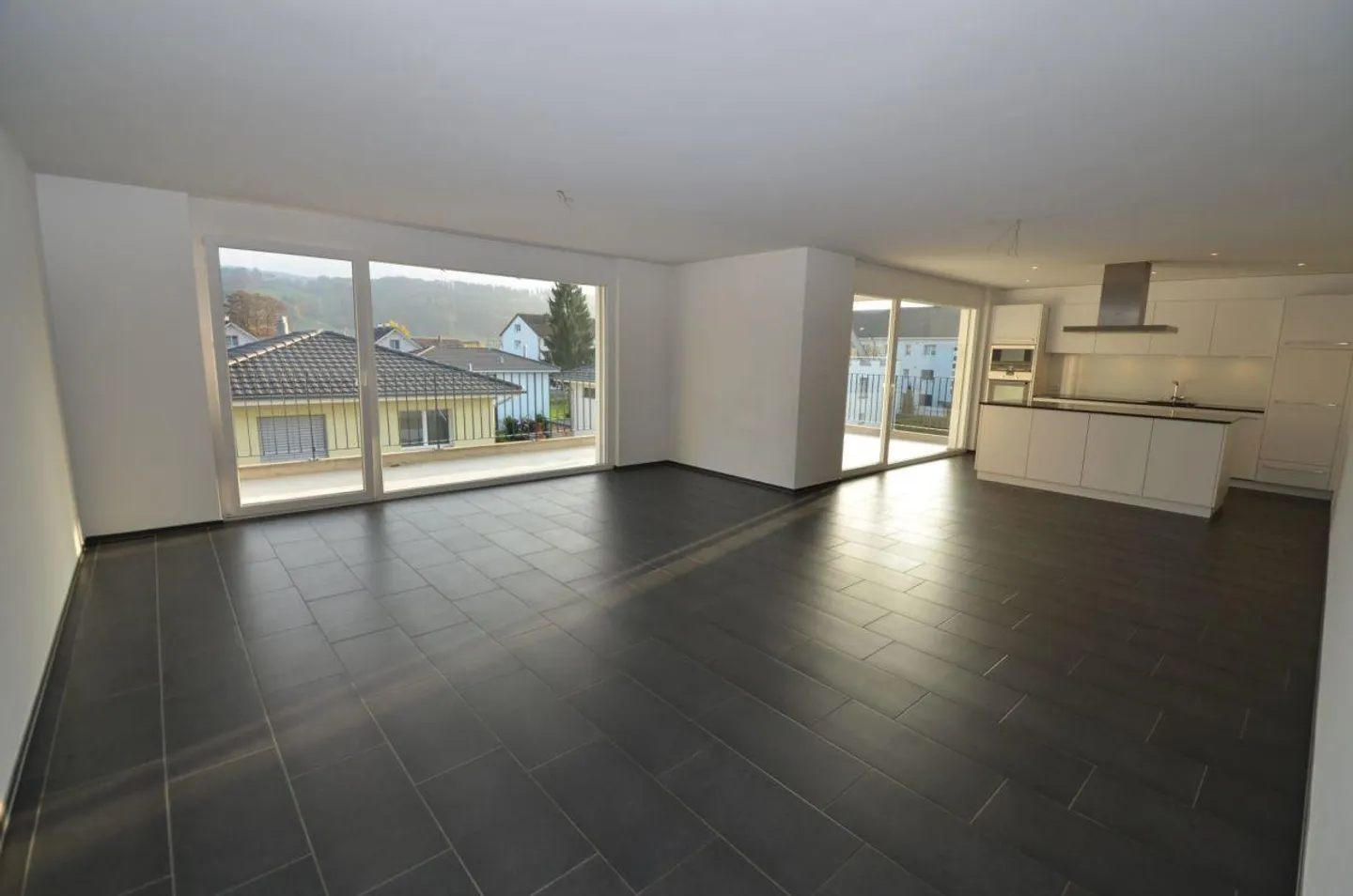 Grosszügige 5.5 Wohnung mit Fernblick ins Grüne - Photo 6 of 11